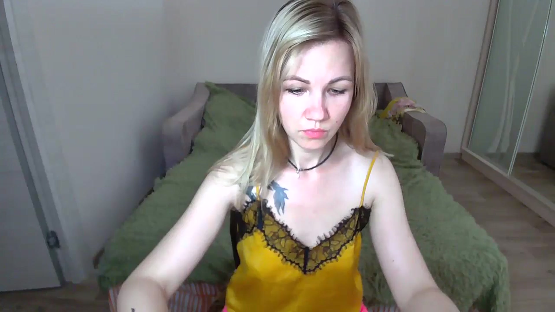 Gallery image thumbnail from Mira_for_love's myfreecams stream on, 06/27/2024, 18:17 image 11 of 20