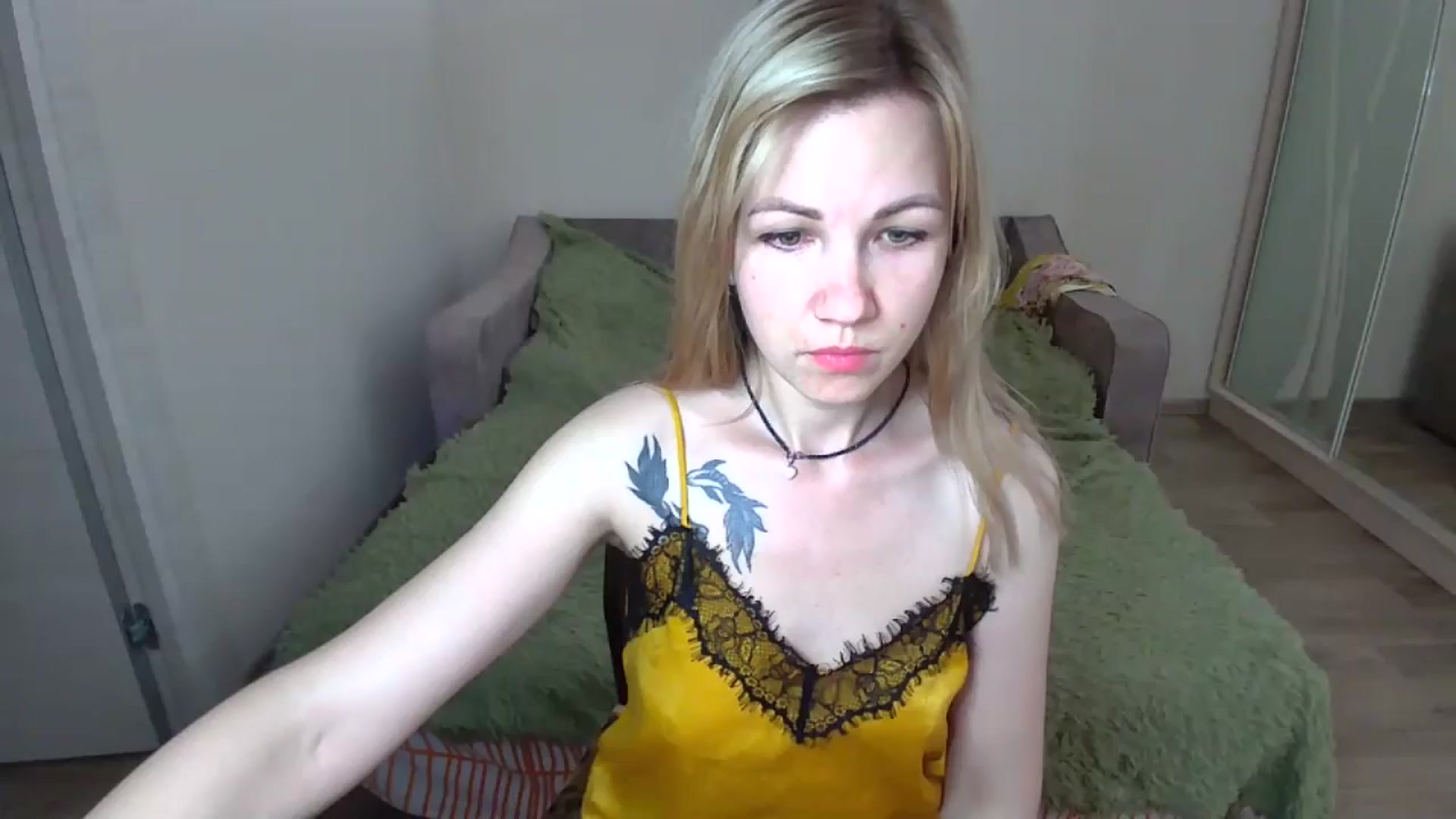 Gallery image thumbnail from Mira_for_love's myfreecams stream on, 06/27/2024, 18:17 image 7 of 20