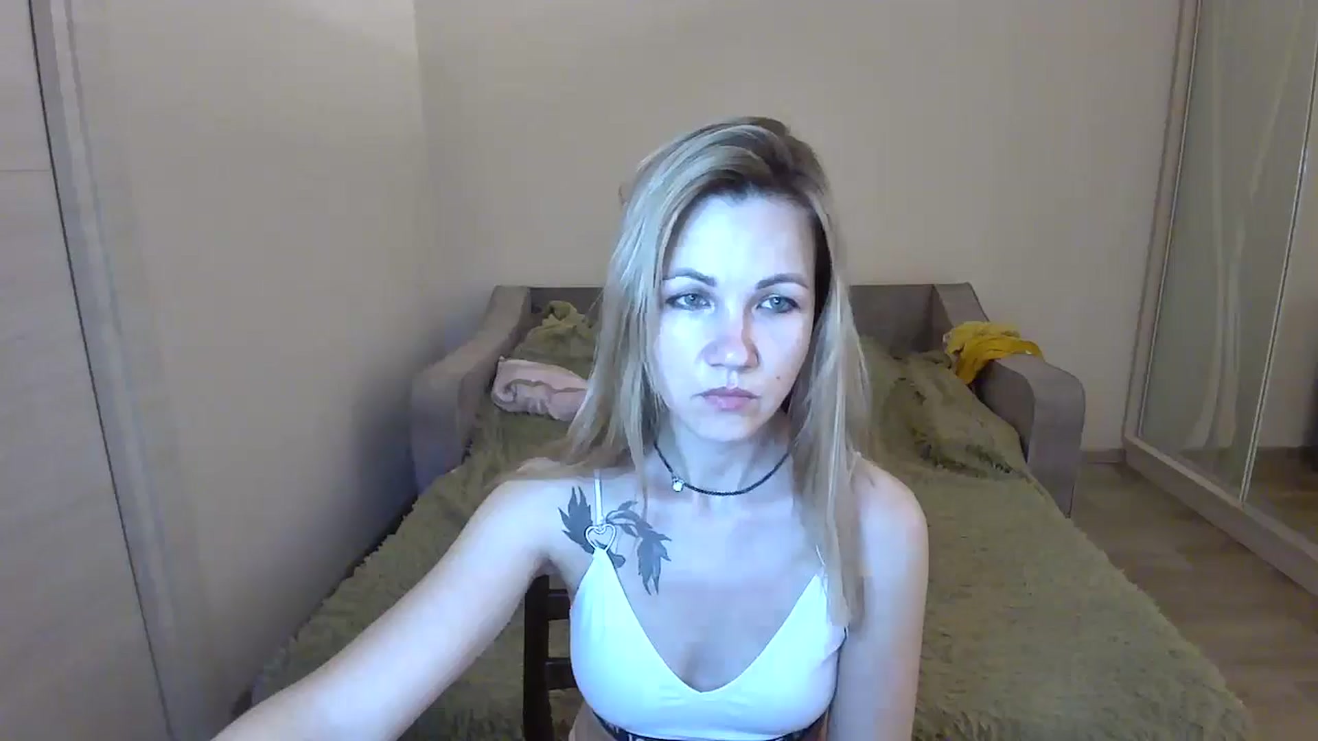 Gallery image thumbnail from Mira_for_love's myfreecams stream on, 06/28/2024, 18:13 image 8 of 20