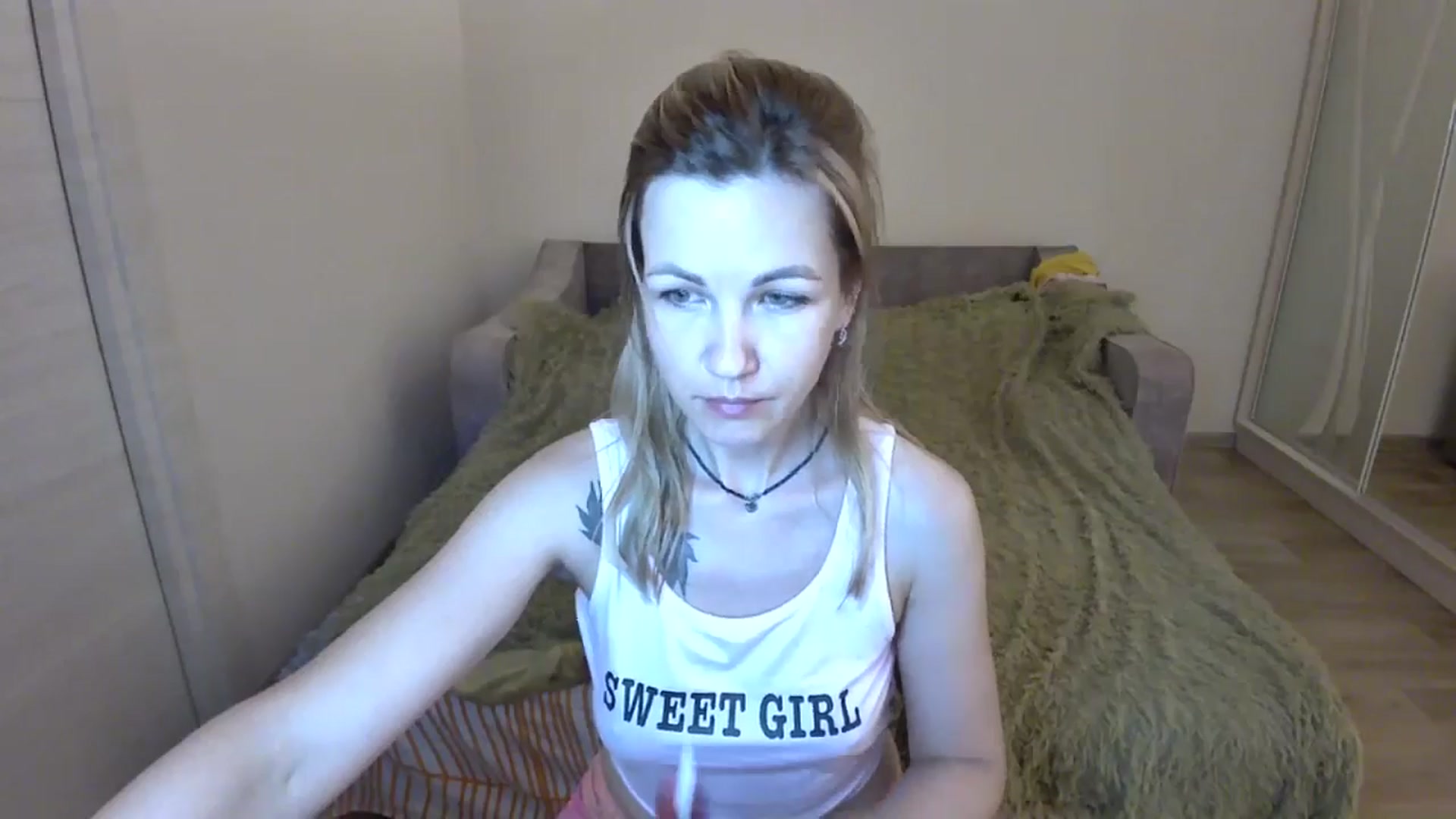 Gallery image thumbnail from Mira_for_love's myfreecams stream on, 07/04/2024, 18:22 image 4 of 20