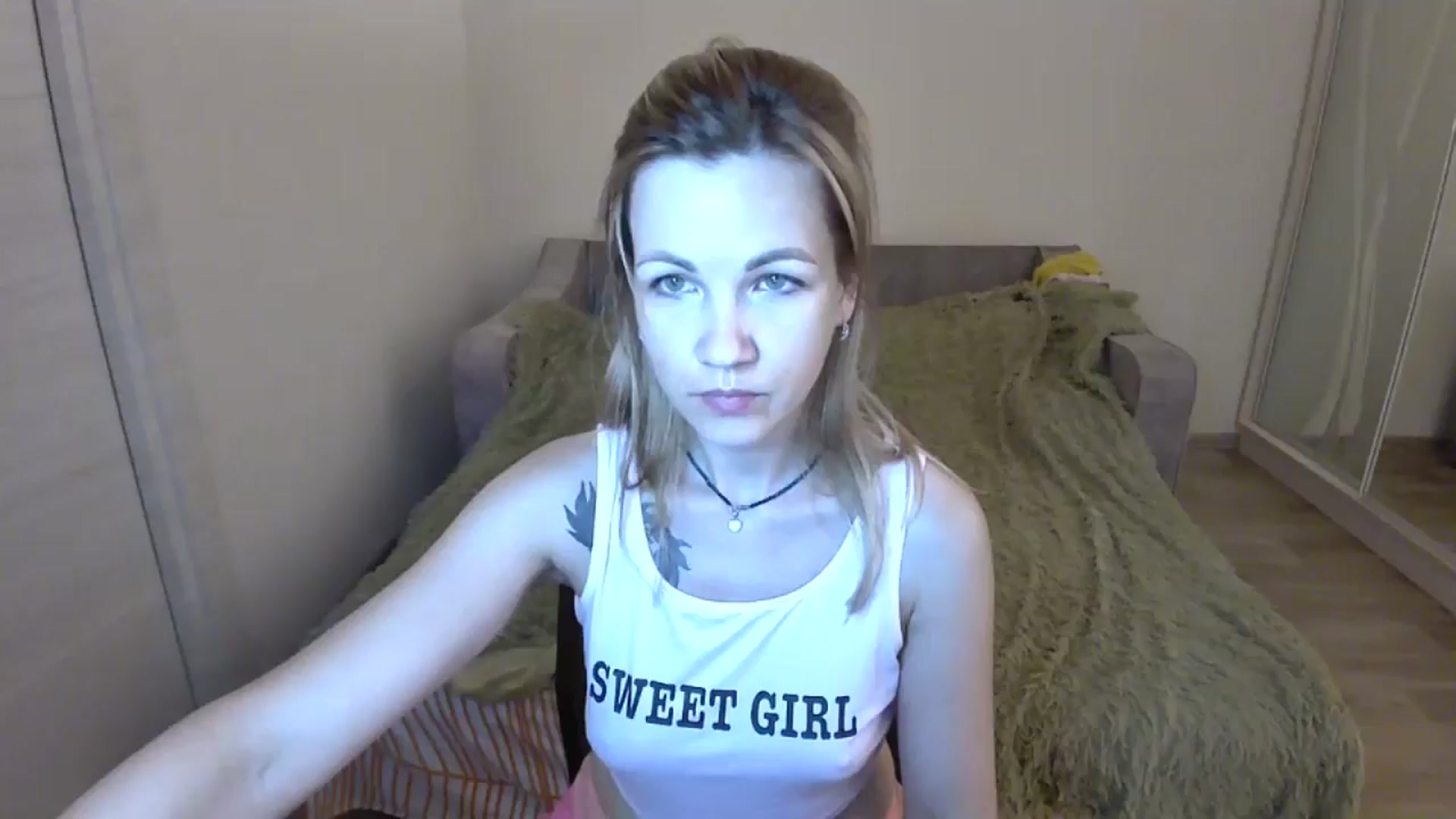 Gallery image thumbnail from Mira_for_love's myfreecams stream on, 07/04/2024, 18:22 image 16 of 20