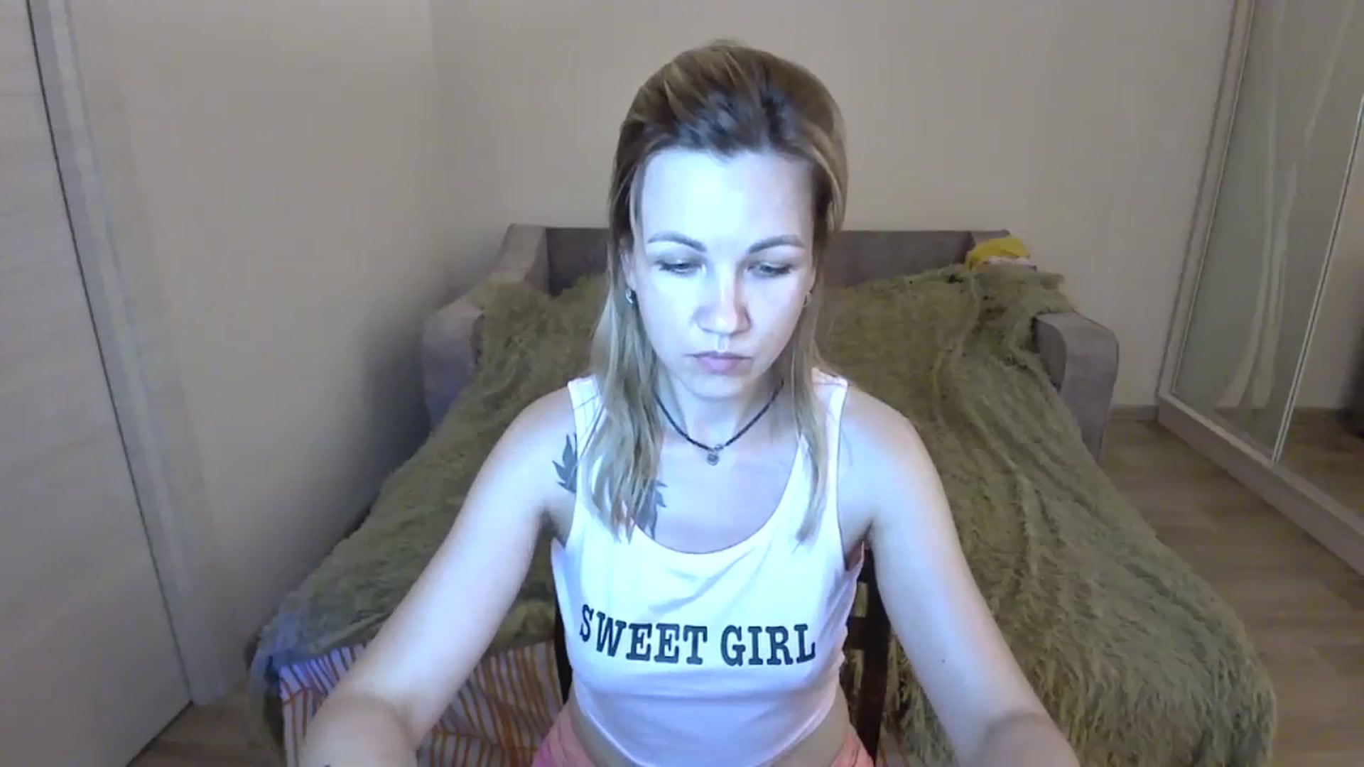 Gallery image thumbnail from Mira_for_love's myfreecams stream on, 07/04/2024, 18:22 image 9 of 20