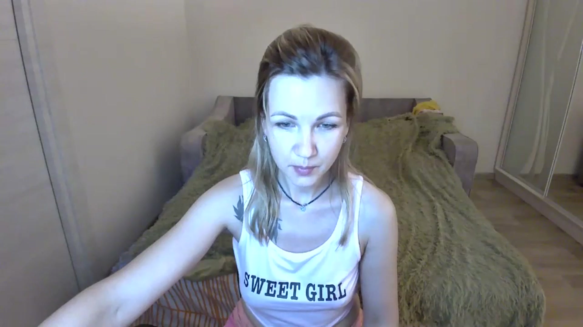 Gallery image thumbnail from Mira_for_love's myfreecams stream on, 07/04/2024, 18:22 image 5 of 20
