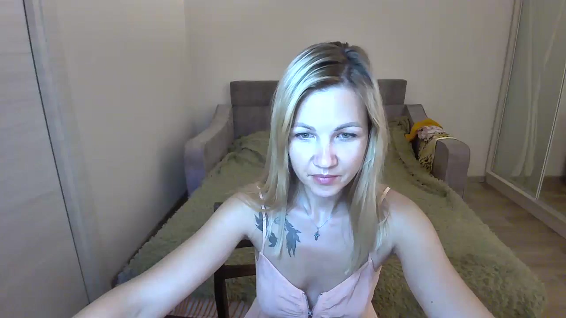 Gallery image thumbnail from Mira_for_love's myfreecams stream on, 07/24/2024, 16:48 image 8 of 20