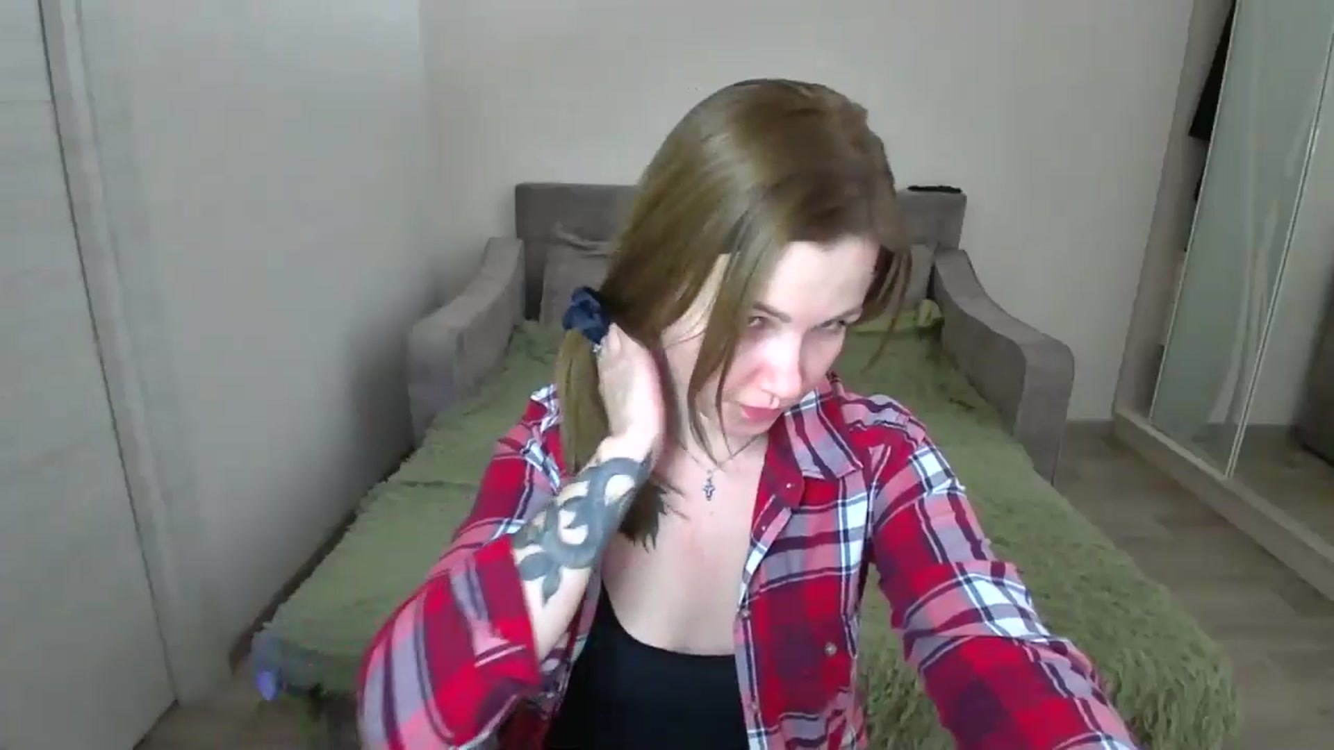 Gallery image thumbnail from Mira_for_love's myfreecams stream on, 10/22/2024, 18:39 image 18 of 20