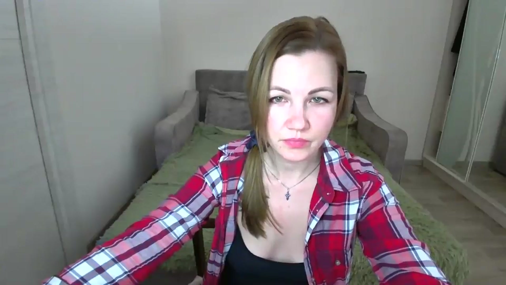 Gallery image thumbnail from Mira_for_love's myfreecams stream on, 10/22/2024, 18:39 image 14 of 20