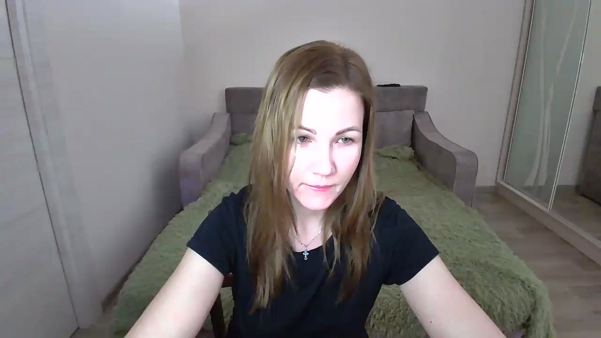 Gallery image thumbnail from Mira_for_love's myfreecams stream on, 10/23/2024, 17:34 image 1 of 20