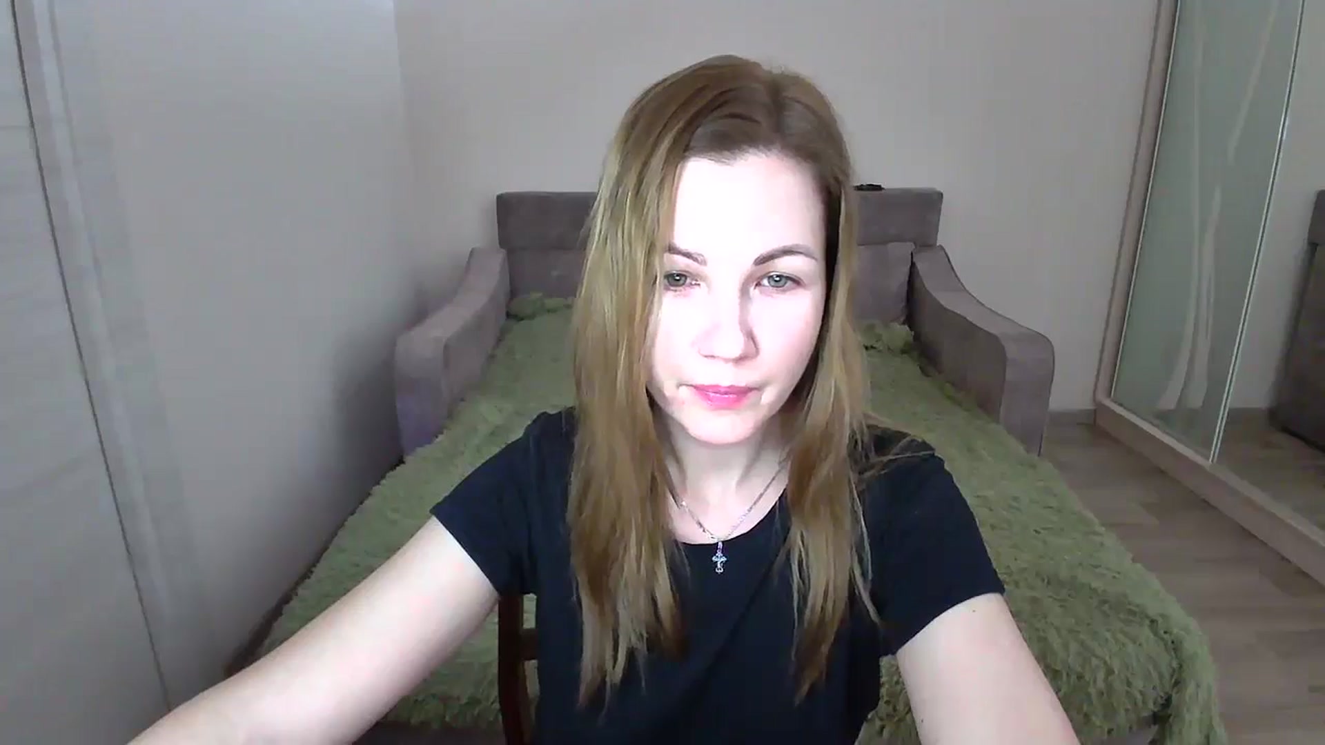 Gallery image thumbnail from Mira_for_love's myfreecams stream on, 10/23/2024, 17:34 image 8 of 20