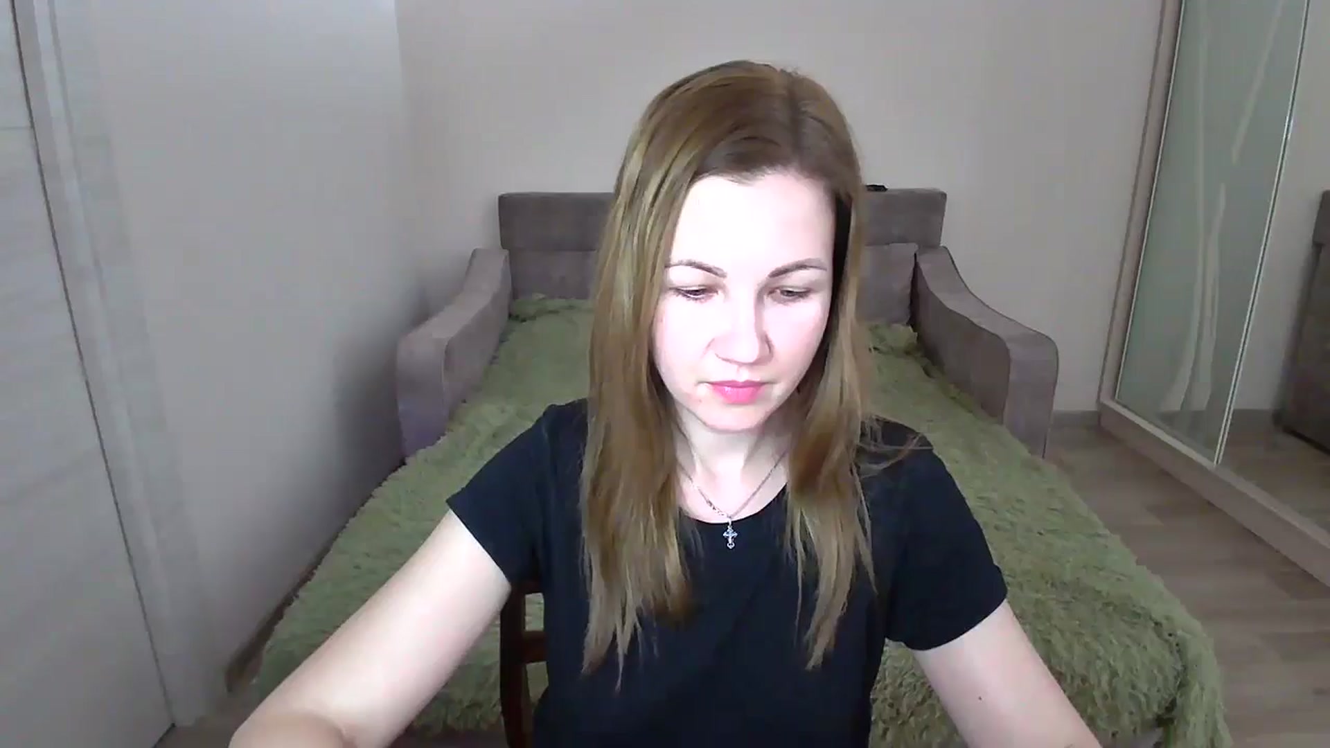 Gallery image thumbnail from Mira_for_love's myfreecams stream on, 10/23/2024, 17:34 image 9 of 20