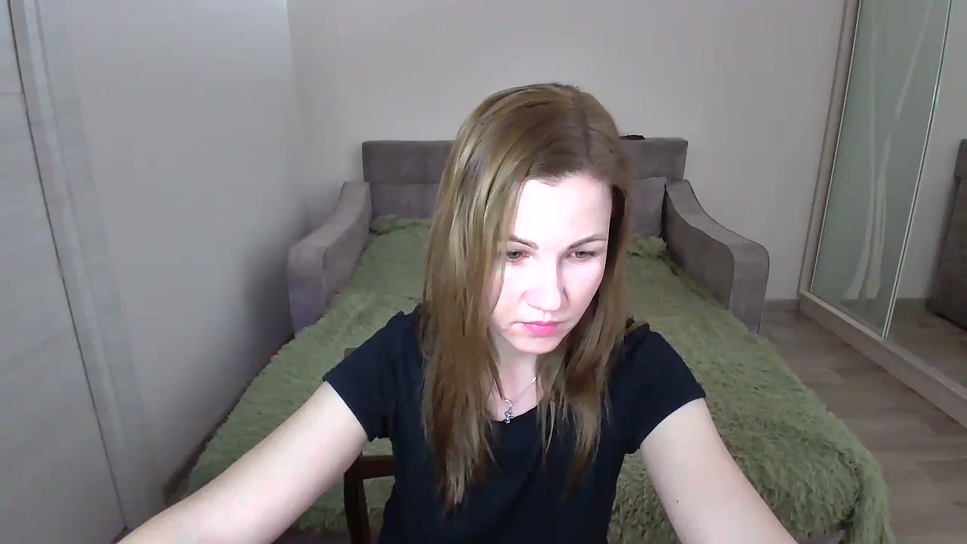 Gallery image thumbnail from Mira_for_love's myfreecams stream on, 10/23/2024, 17:34 image 4 of 20