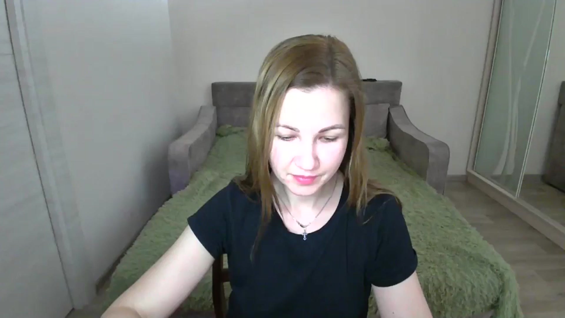 Gallery image thumbnail from Mira_for_love's myfreecams stream on, 10/23/2024, 17:34 image 16 of 20
