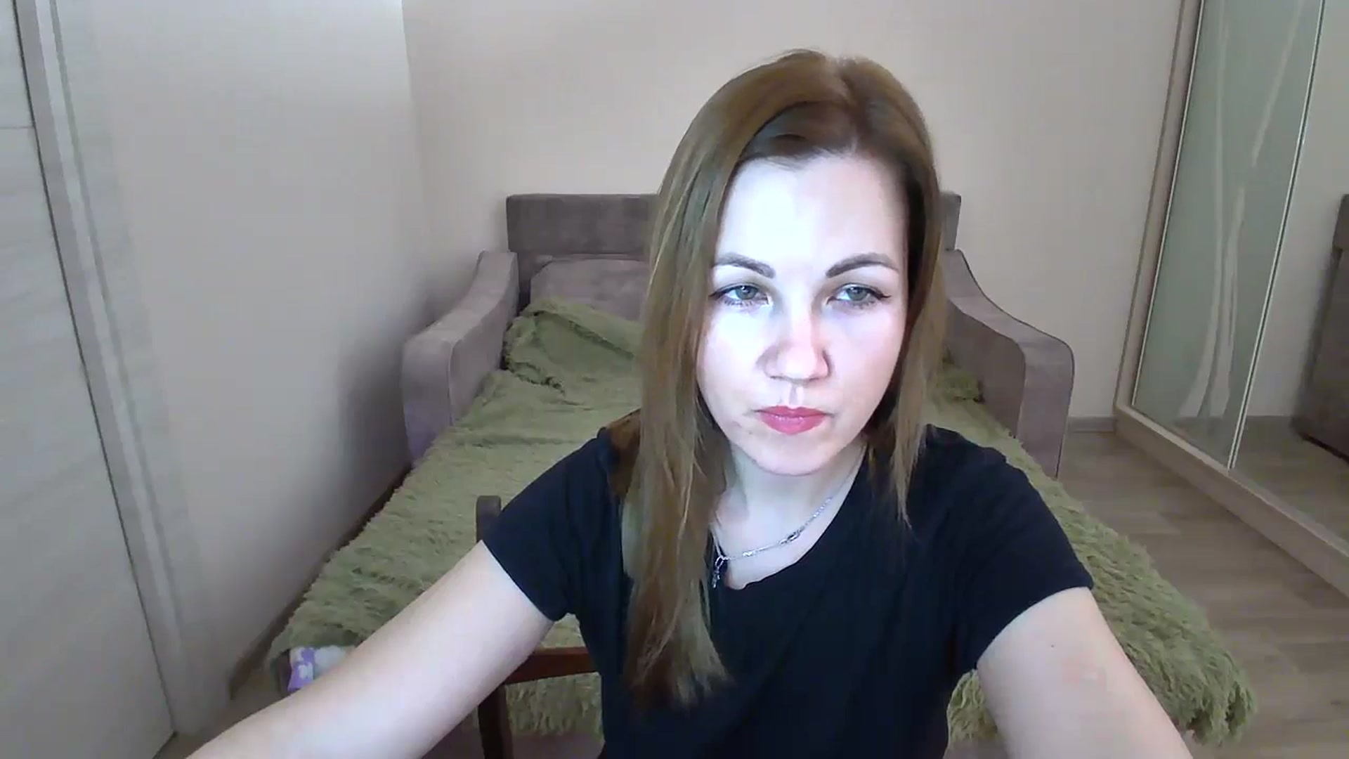 Gallery image thumbnail from Mira_for_love's myfreecams stream on, 10/24/2024, 18:39 image 12 of 20