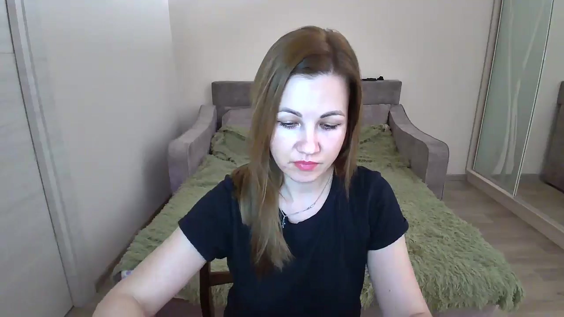 Gallery image thumbnail from Mira_for_love's myfreecams stream on, 10/24/2024, 18:39 image 7 of 20
