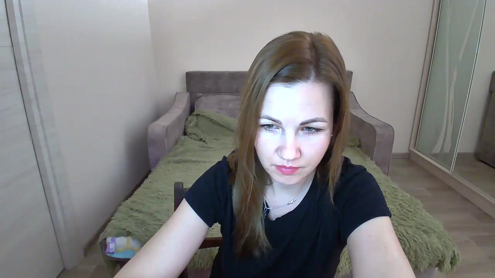 Gallery image thumbnail from Mira_for_love's myfreecams stream on, 10/24/2024, 18:39 image 15 of 20