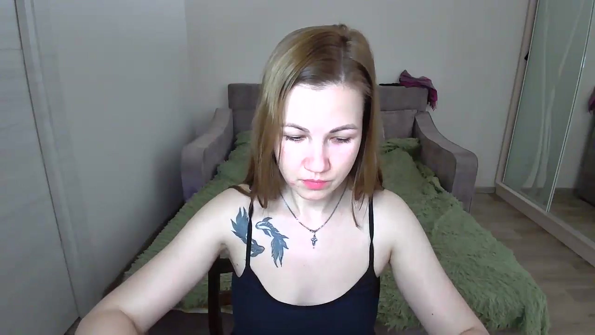 Gallery image thumbnail from Mira_for_love's myfreecams stream on, 10/25/2024, 17:53 image 16 of 20