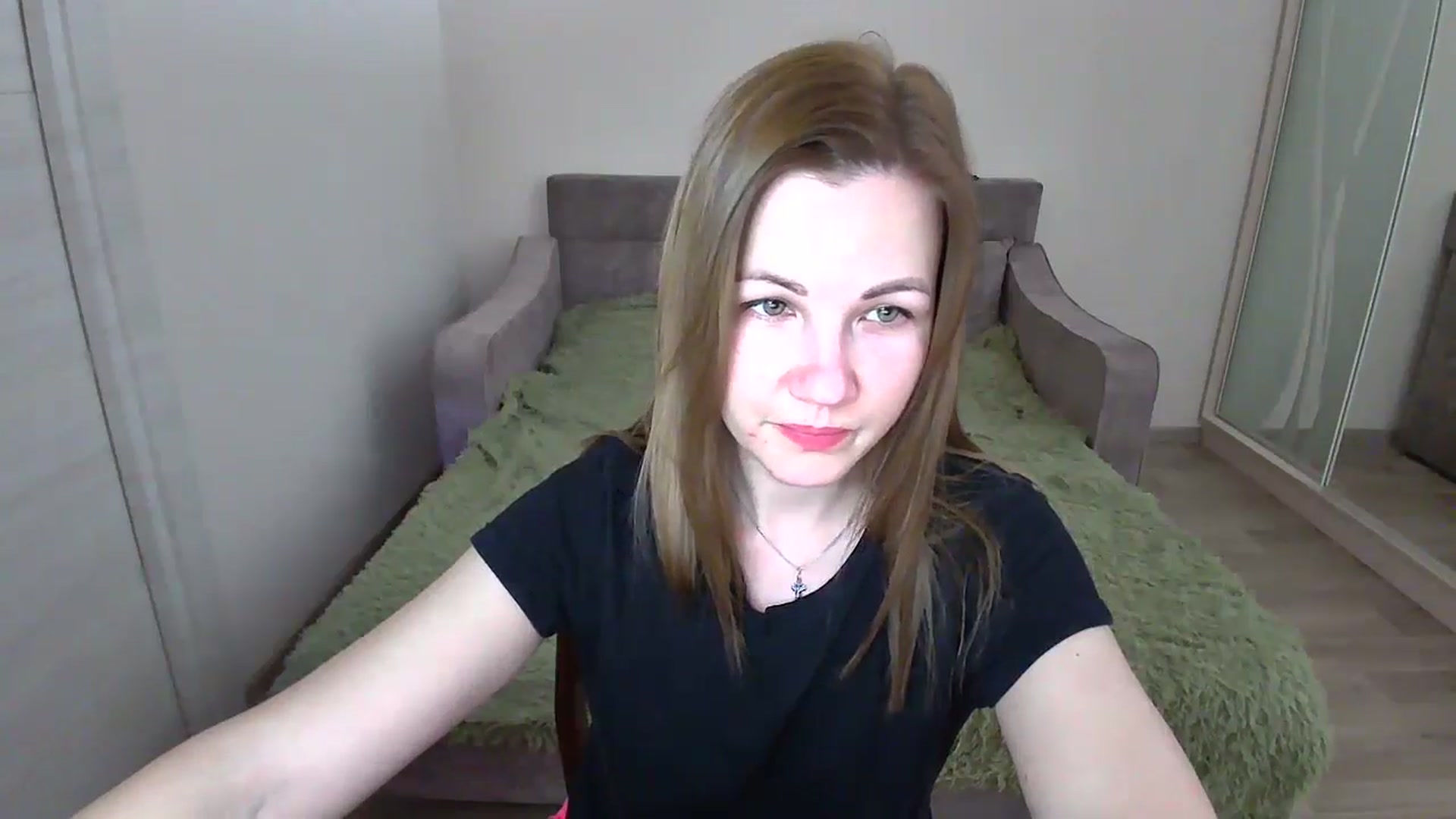 Gallery image thumbnail from Mira_for_love's myfreecams stream on, 10/26/2024, 18:40 image 4 of 20