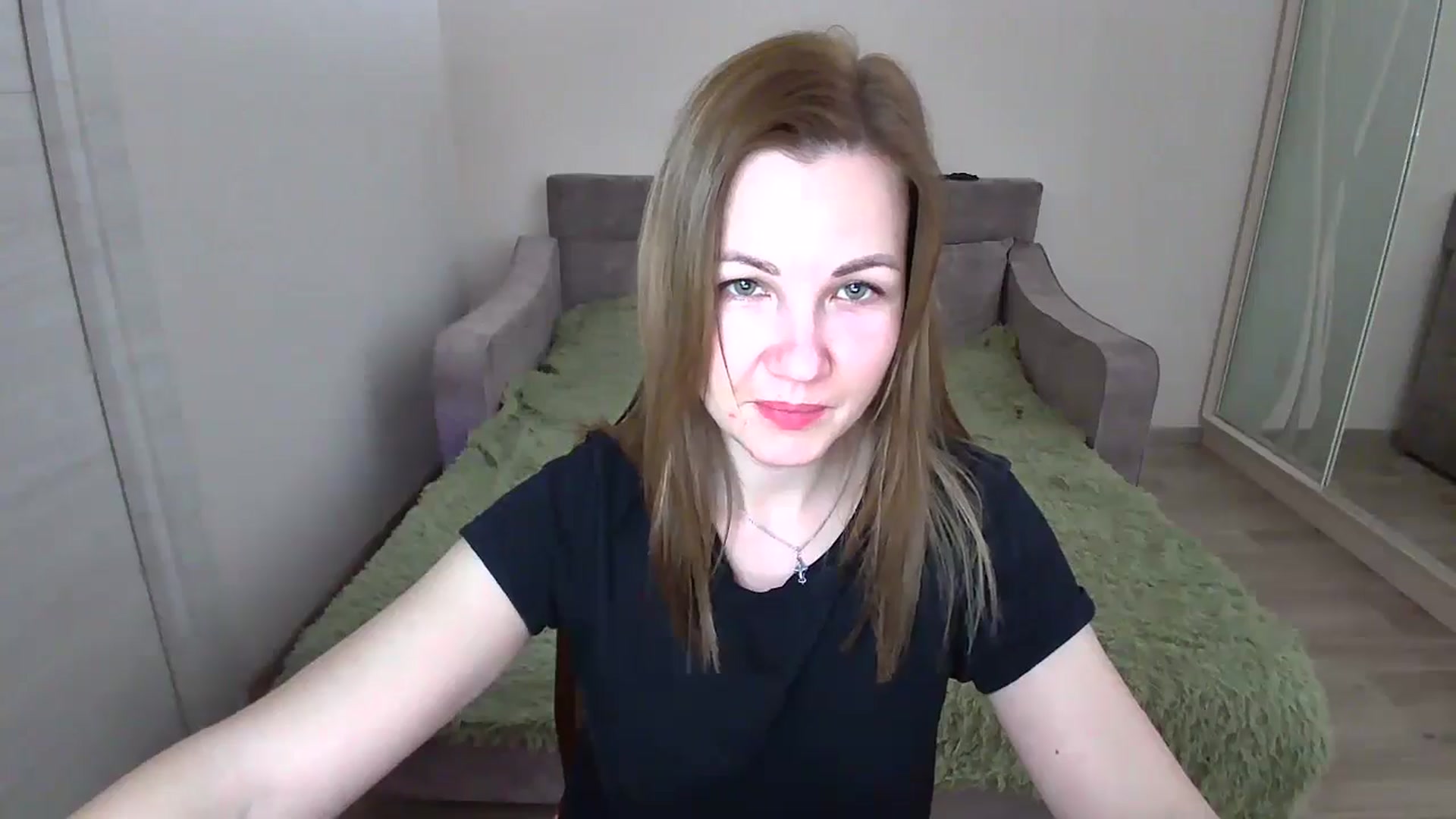 Gallery image thumbnail from Mira_for_love's myfreecams stream on, 10/26/2024, 18:40 image 13 of 20