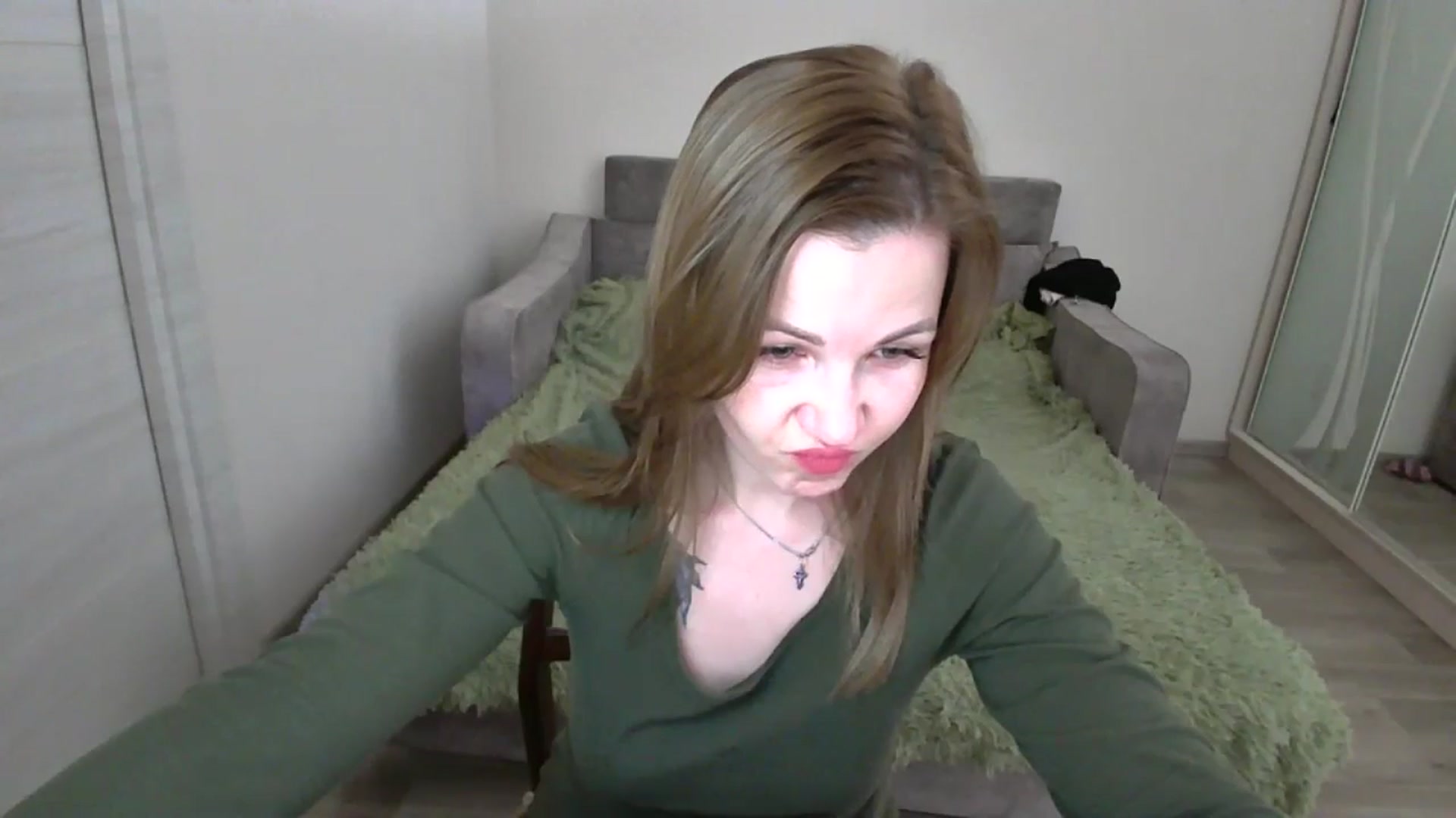 Gallery image thumbnail from Mira_for_love's myfreecams stream on, 11/09/2024, 18:04 image 3 of 20