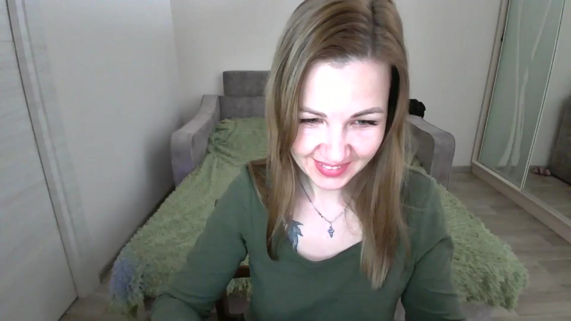 Gallery image thumbnail from Mira_for_love's myfreecams stream on, 11/09/2024, 19:16 image 16 of 20