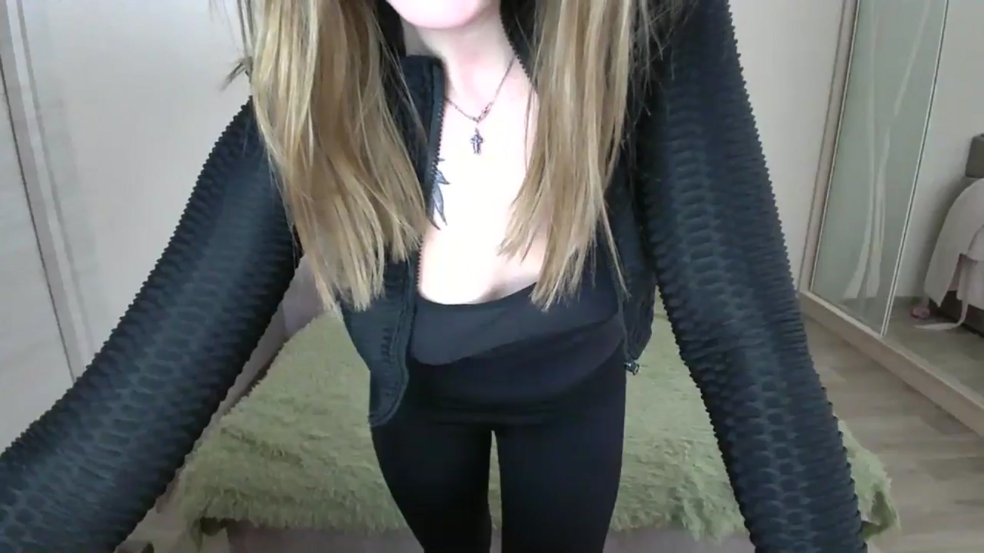 Gallery image thumbnail from Mira_for_love's myfreecams stream on, 11/12/2024, 17:31 image 15 of 20
