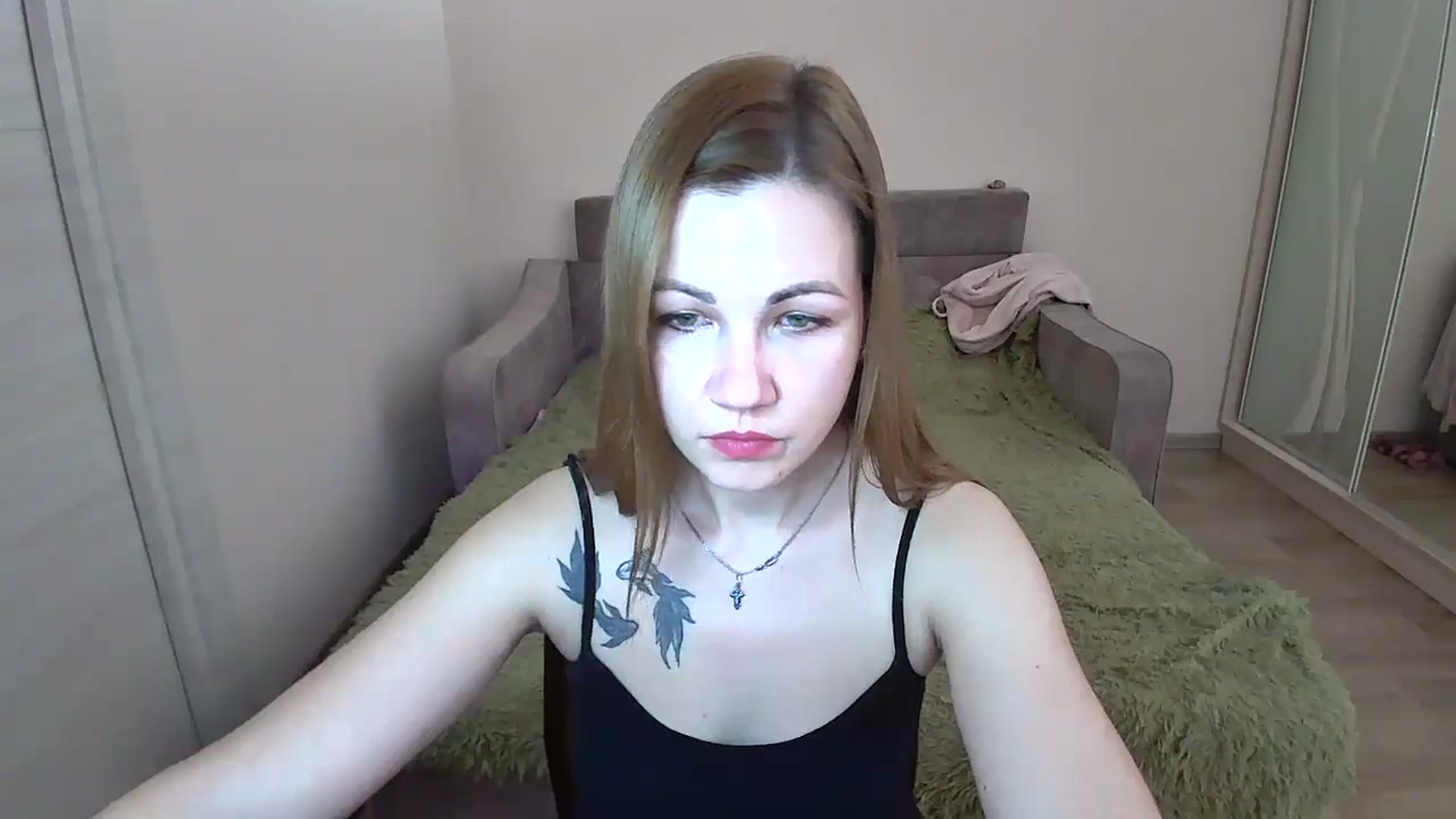 Gallery image thumbnail from Mira_for_love's myfreecams stream on, 11/20/2024, 15:29 image 12 of 20
