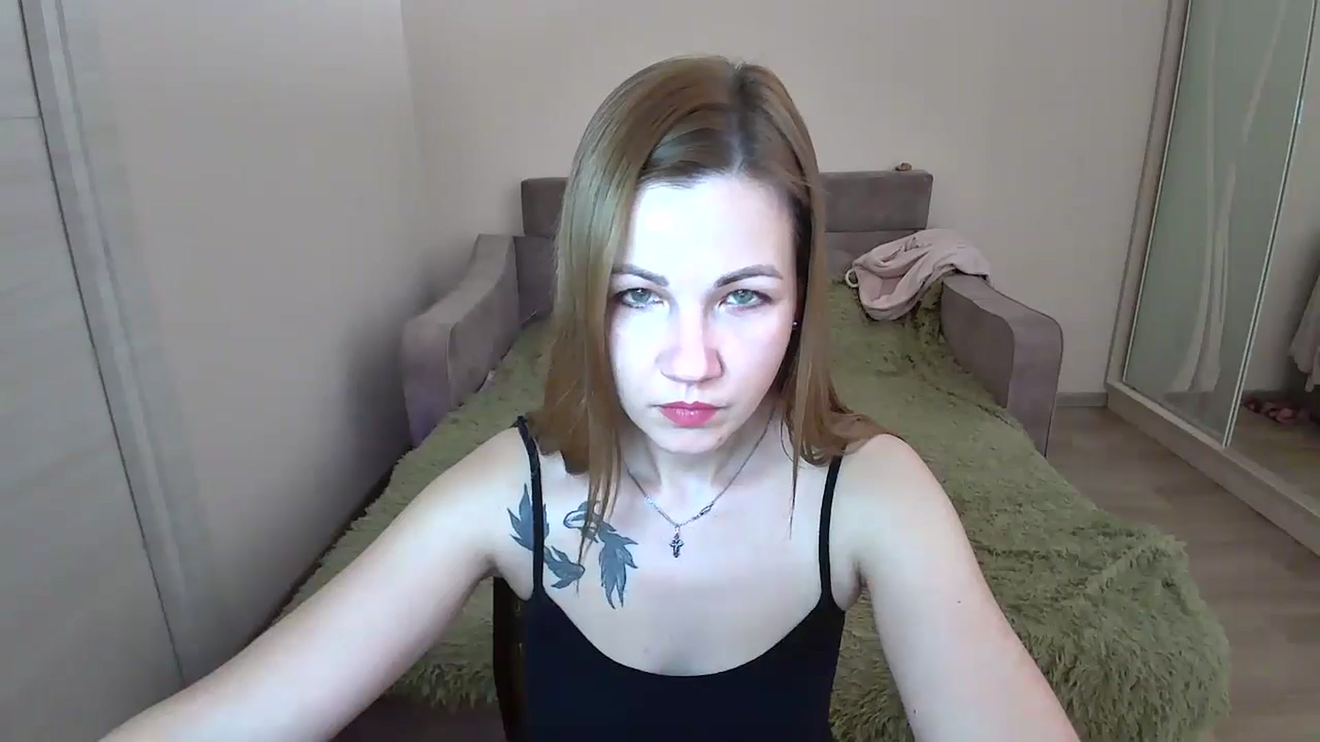 Gallery image thumbnail from Mira_for_love's myfreecams stream on, 11/20/2024, 15:29 image 14 of 20