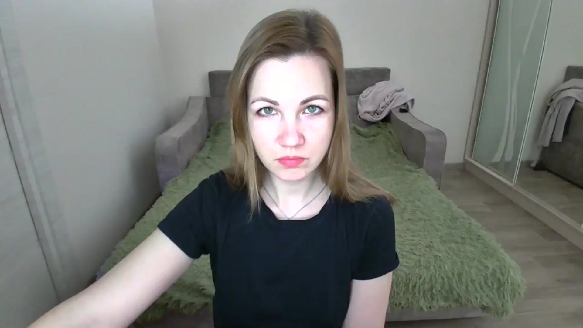 Gallery image thumbnail from Mira_for_love's myfreecams stream on, 11/28/2024, 18:43 image 16 of 20