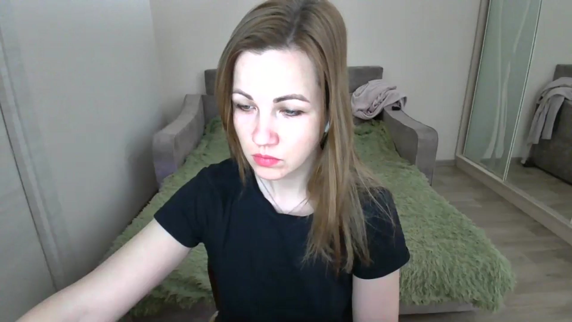 Gallery image thumbnail from Mira_for_love's myfreecams stream on, 11/28/2024, 18:43 image 4 of 20