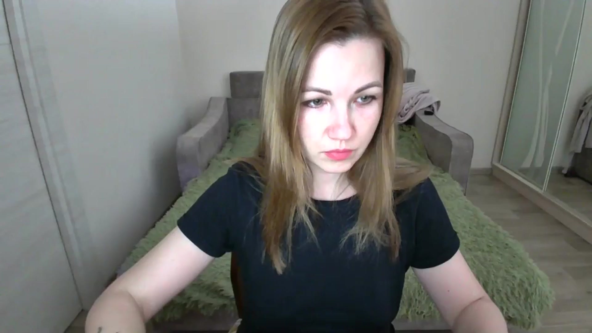 Gallery image thumbnail from Mira_for_love's myfreecams stream on, 11/28/2024, 18:43 image 1 of 20
