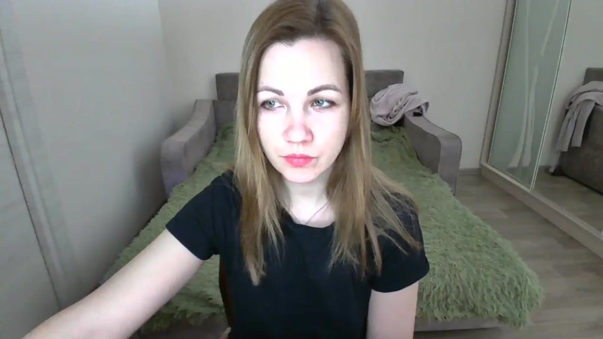 Gallery image thumbnail from Mira_for_love's myfreecams stream on, 11/28/2024, 18:43 image 3 of 20