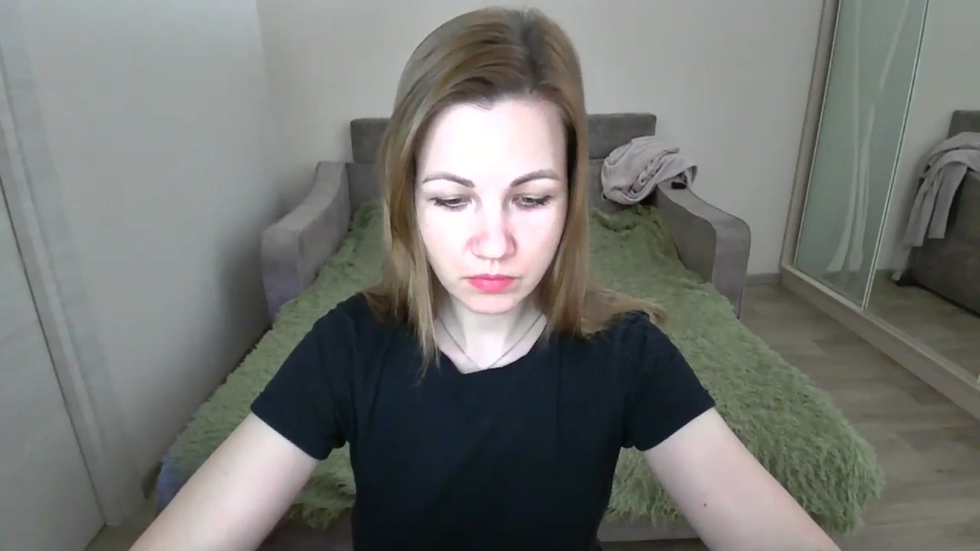 Gallery image thumbnail from Mira_for_love's myfreecams stream on, 11/28/2024, 18:43 image 18 of 20
