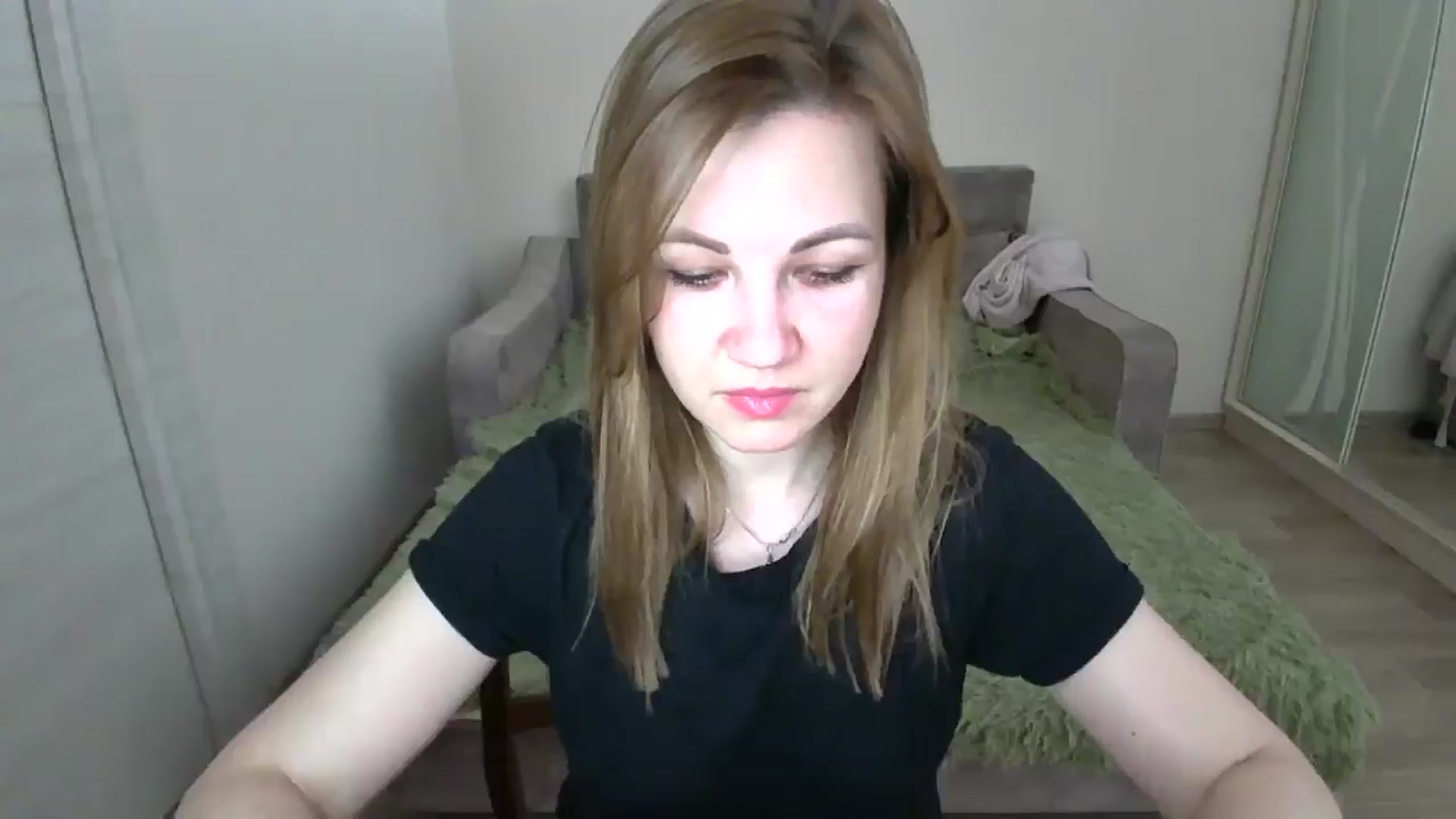 Gallery image thumbnail from Mira_for_love's myfreecams stream on, 12/03/2024, 20:52 image 7 of 20