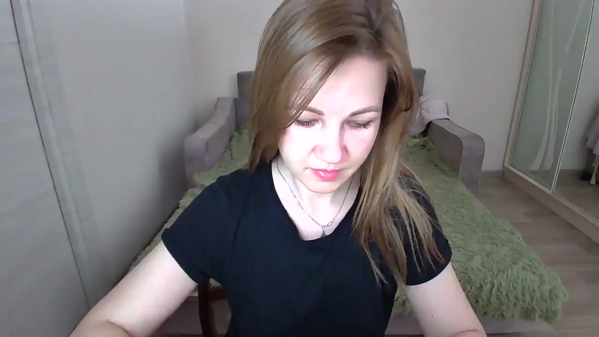 Gallery image thumbnail from Mira_for_love's myfreecams stream on, 12/03/2024, 20:52 image 10 of 20