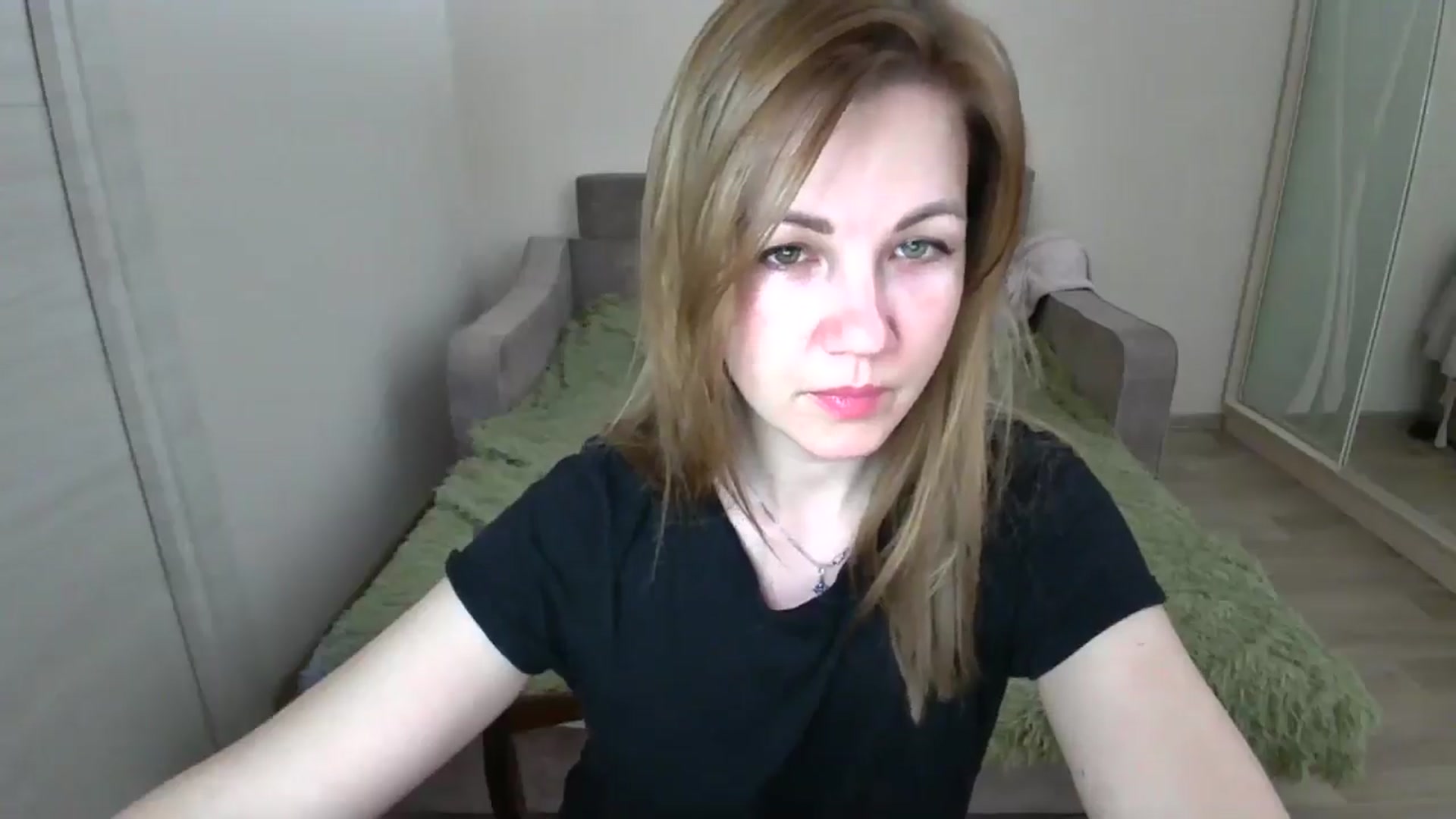 Gallery image thumbnail from Mira_for_love's myfreecams stream on, 12/03/2024, 20:52 image 16 of 20