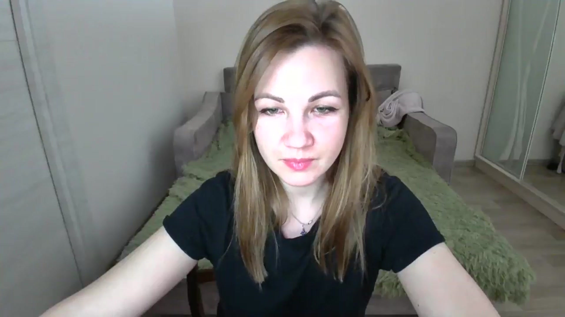 Gallery image thumbnail from Mira_for_love's myfreecams stream on, 12/03/2024, 20:52 image 8 of 20