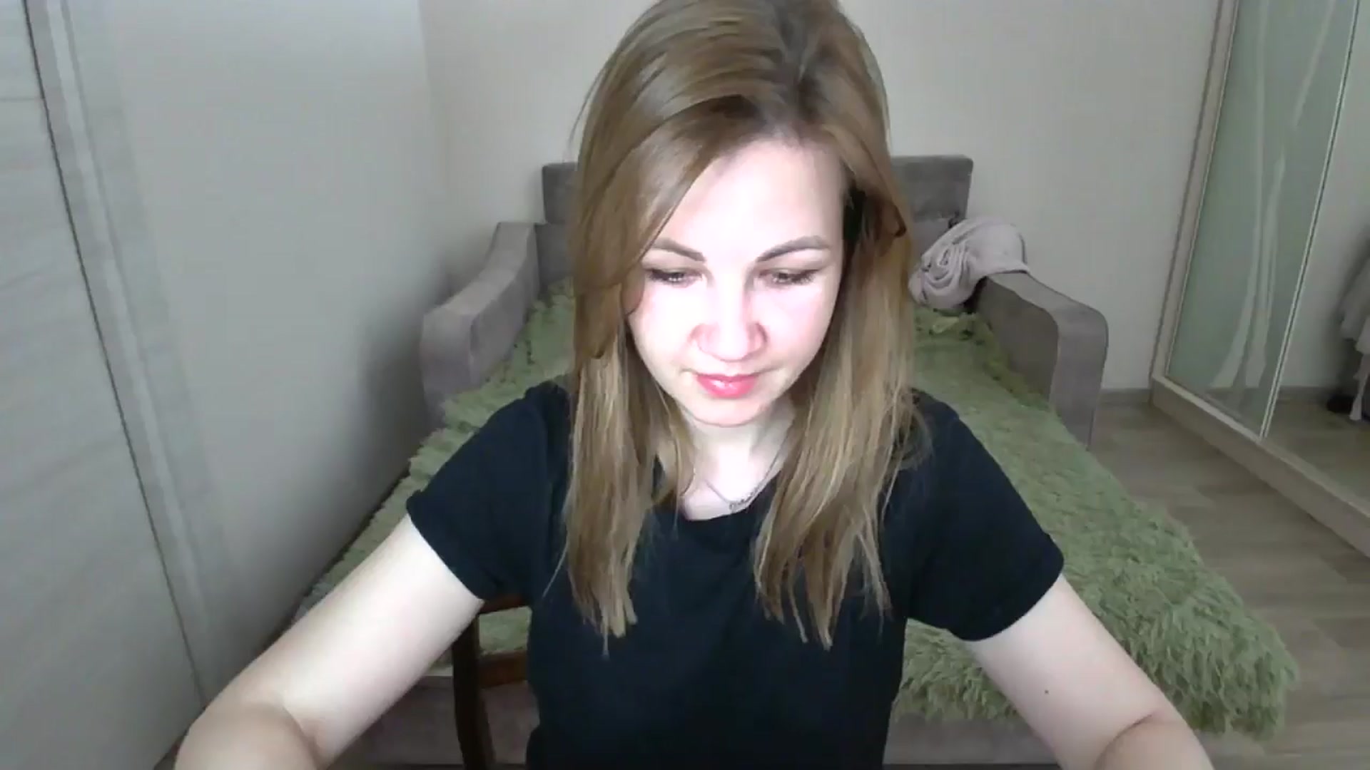 Gallery image thumbnail from Mira_for_love's myfreecams stream on, 12/03/2024, 20:52 image 5 of 20