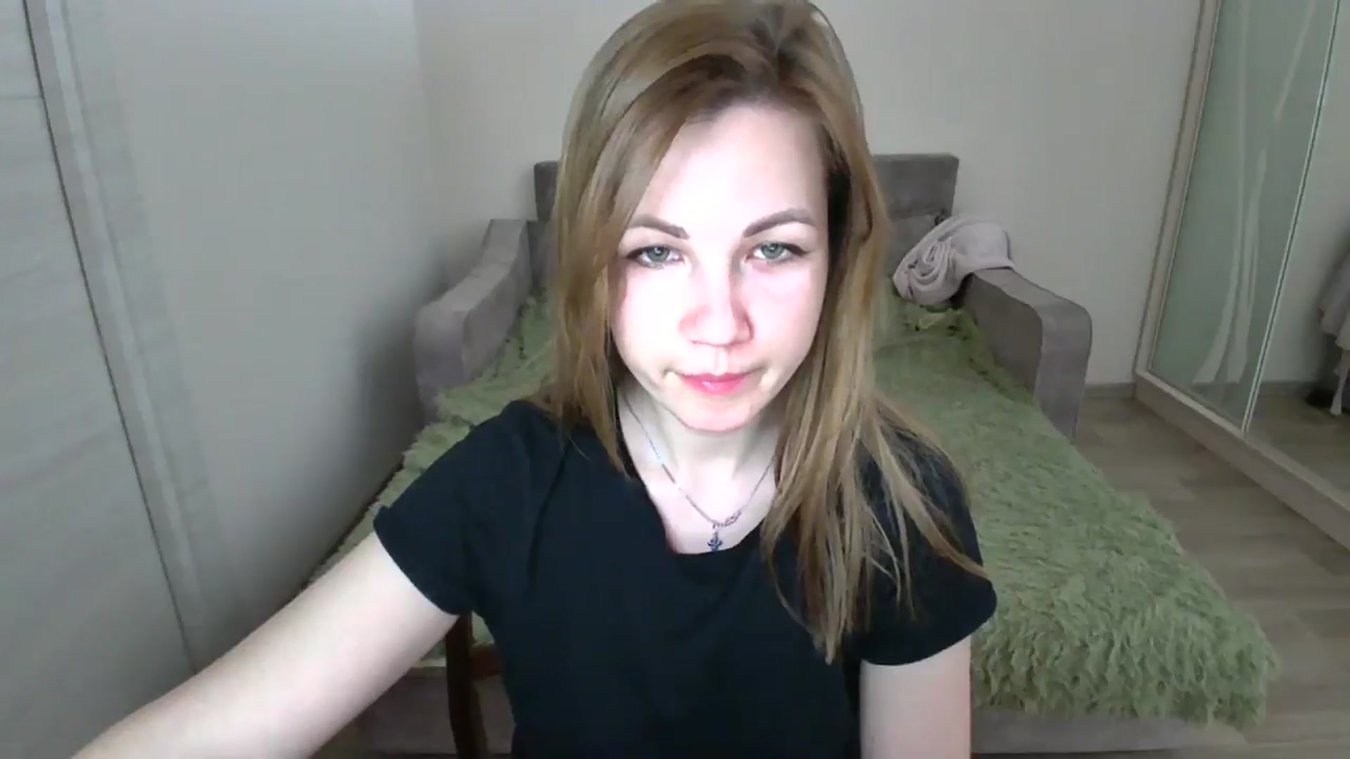 Gallery image thumbnail from Mira_for_love's myfreecams stream on, 12/03/2024, 20:52 image 13 of 20