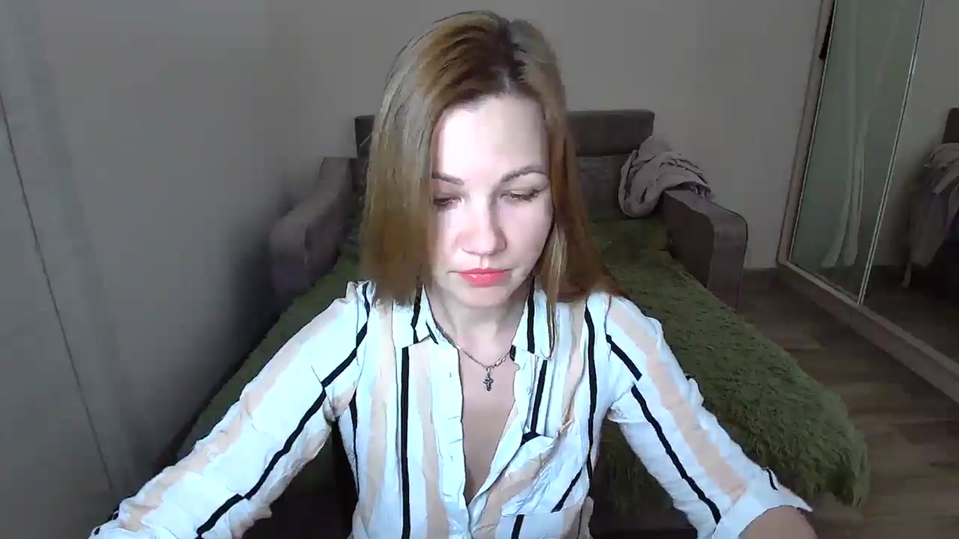 Gallery image thumbnail from Mira_for_love's myfreecams stream on, 12/05/2024, 19:15 image 4 of 20