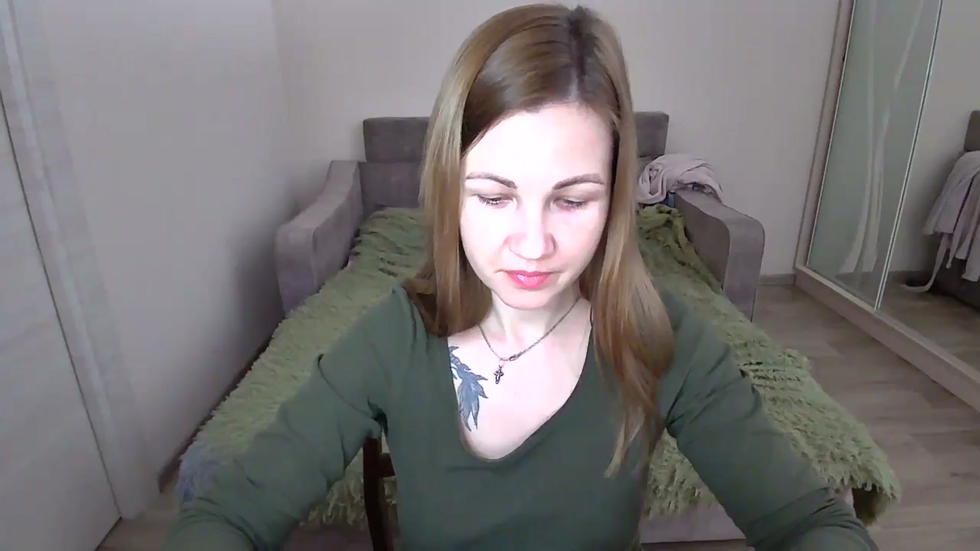 Gallery image thumbnail from Mira_for_love's myfreecams stream on, 12/09/2024, 17:34 image 9 of 20