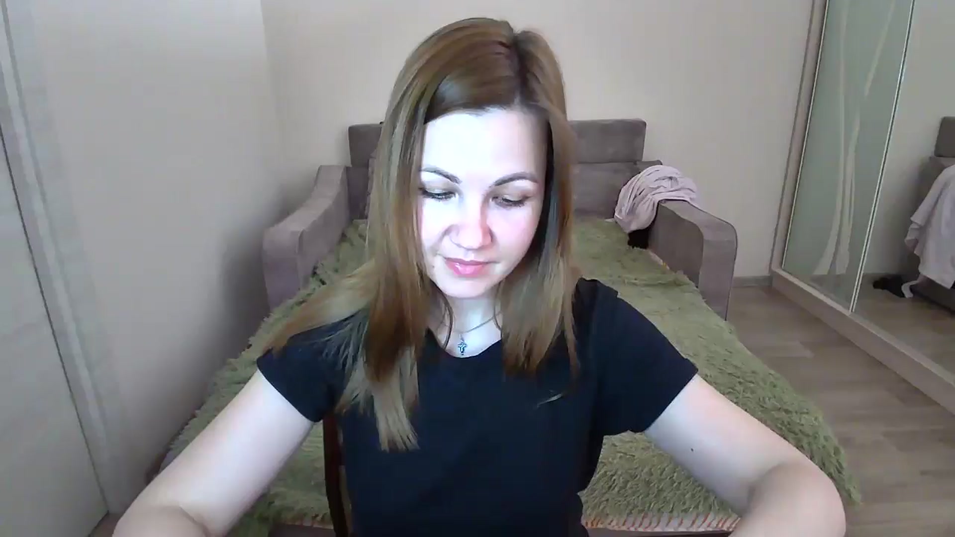 Gallery image thumbnail from Mira_for_love's myfreecams stream on, 01/20/2025, 19:38 image 1 of 20