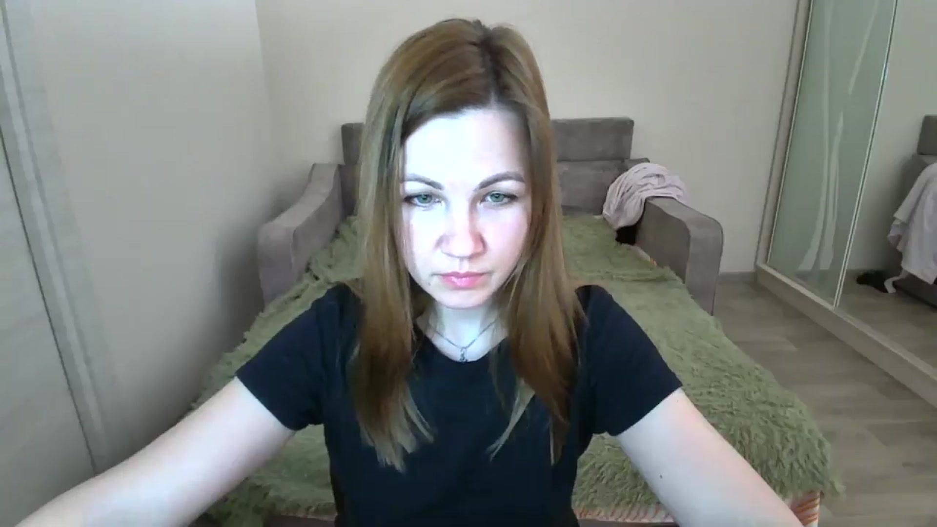 Gallery image thumbnail from Mira_for_love's myfreecams stream on, 01/20/2025, 19:38 image 4 of 20