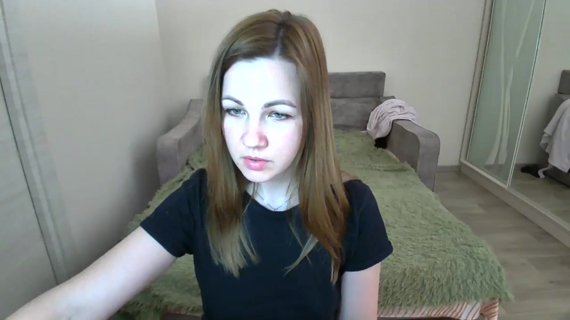 Gallery image thumbnail from Mira_for_love's myfreecams stream on, 01/20/2025, 19:38 image 3 of 20
