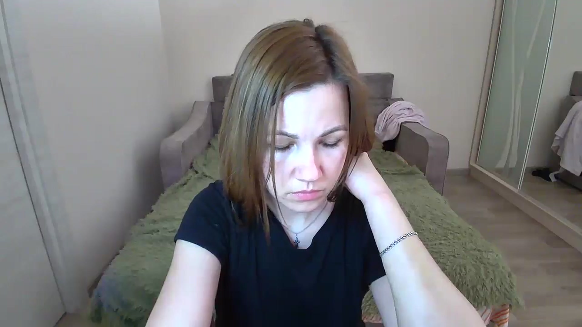 Gallery image thumbnail from Mira_for_love's myfreecams stream on, 01/20/2025, 19:38 image 16 of 20