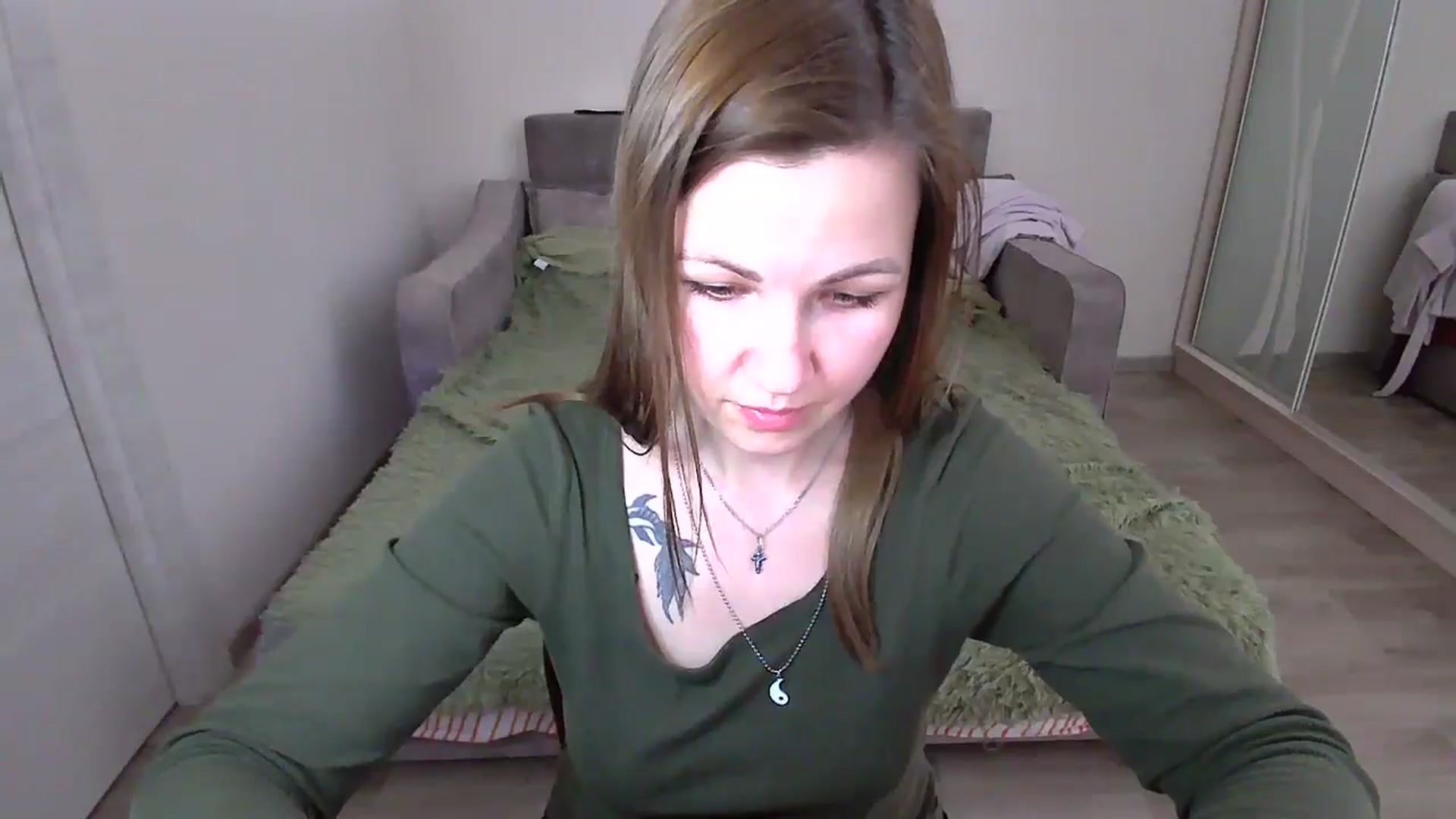 Gallery image thumbnail from Mira_for_love's myfreecams stream on, 02/11/2025, 17:11 image 12 of 20