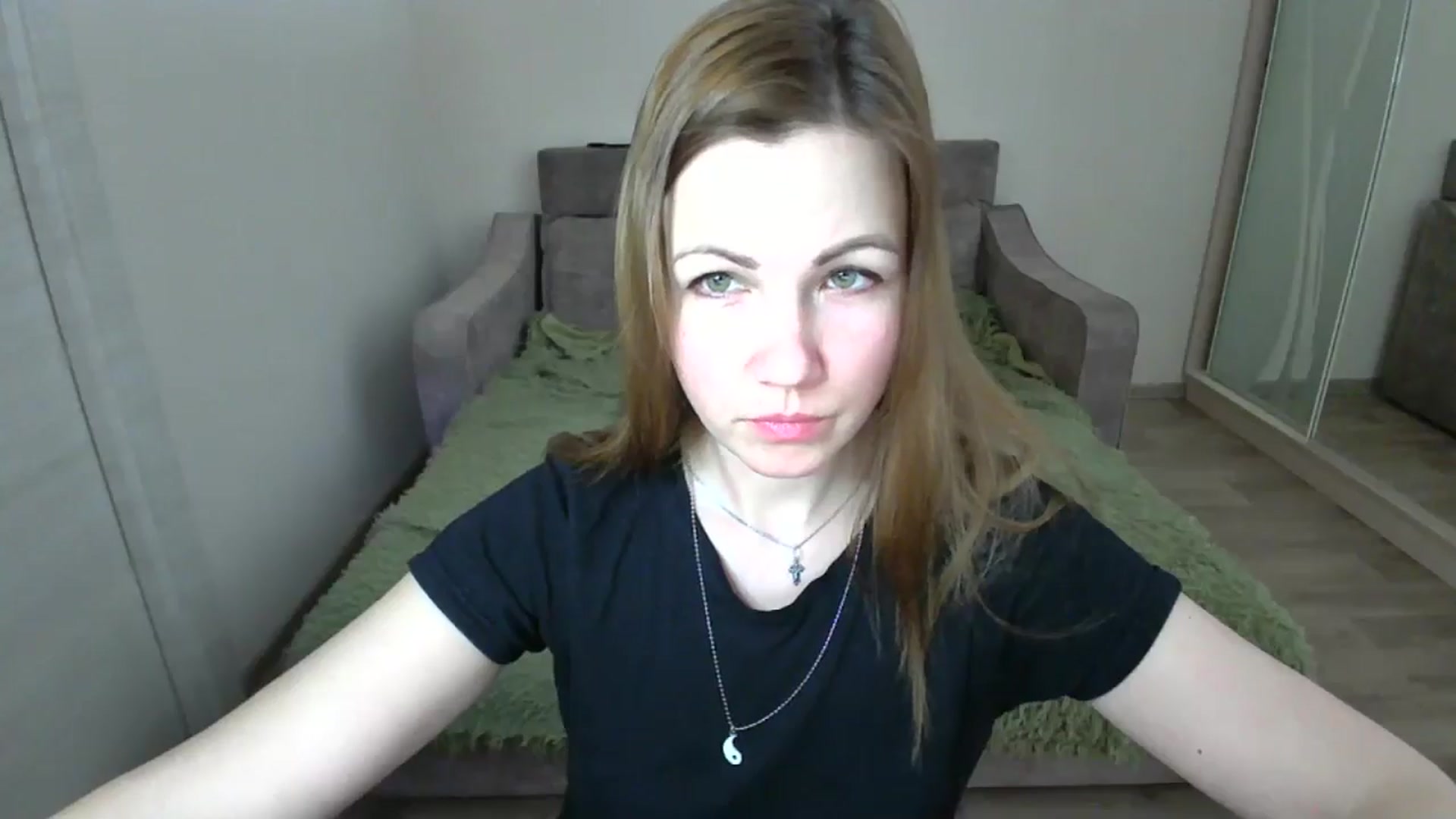 Gallery image thumbnail from Mira_for_love's myfreecams stream on, 02/13/2025, 19:10 image 16 of 20