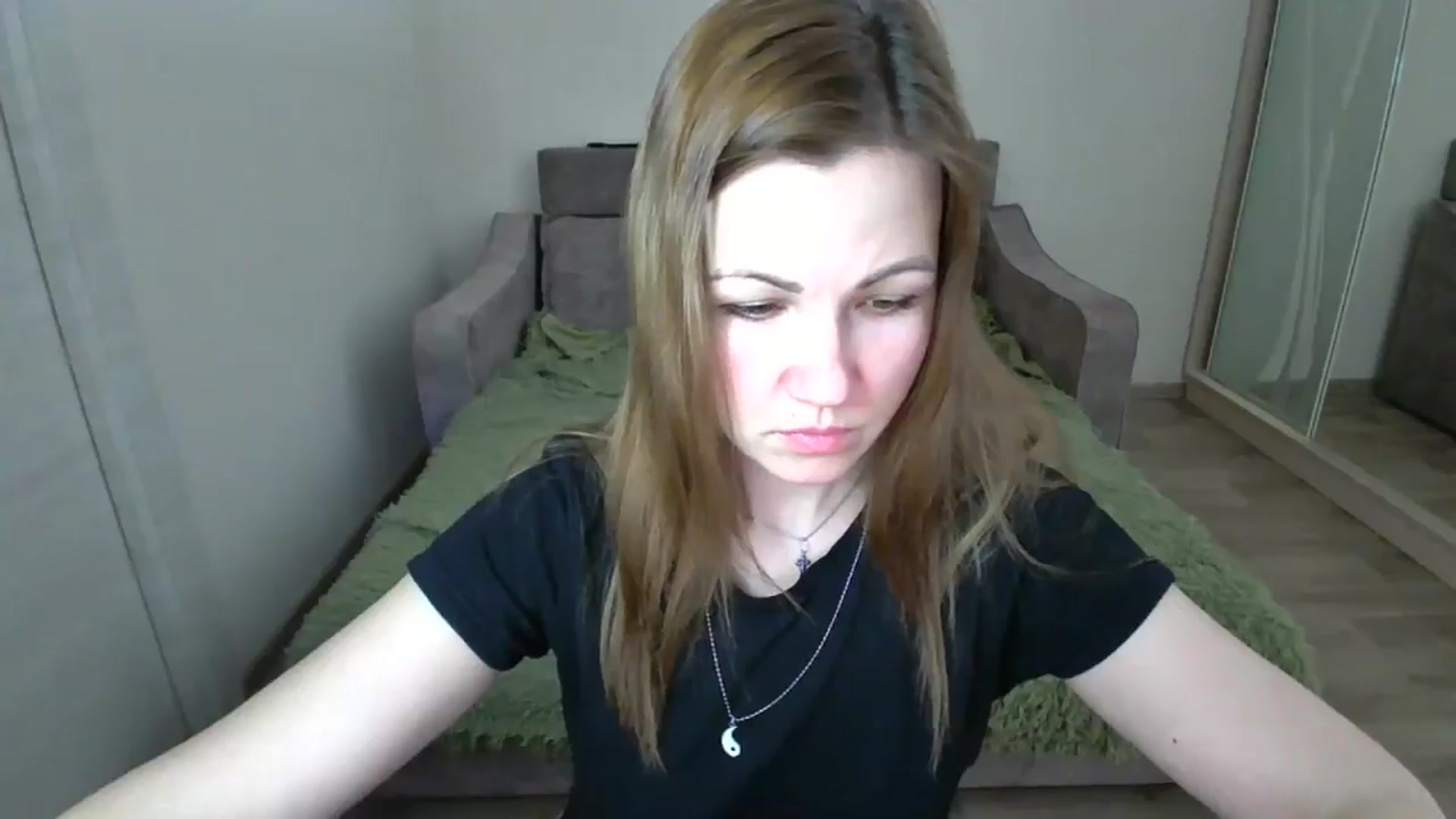 Gallery image thumbnail from Mira_for_love's myfreecams stream on, 02/13/2025, 19:10 image 14 of 20