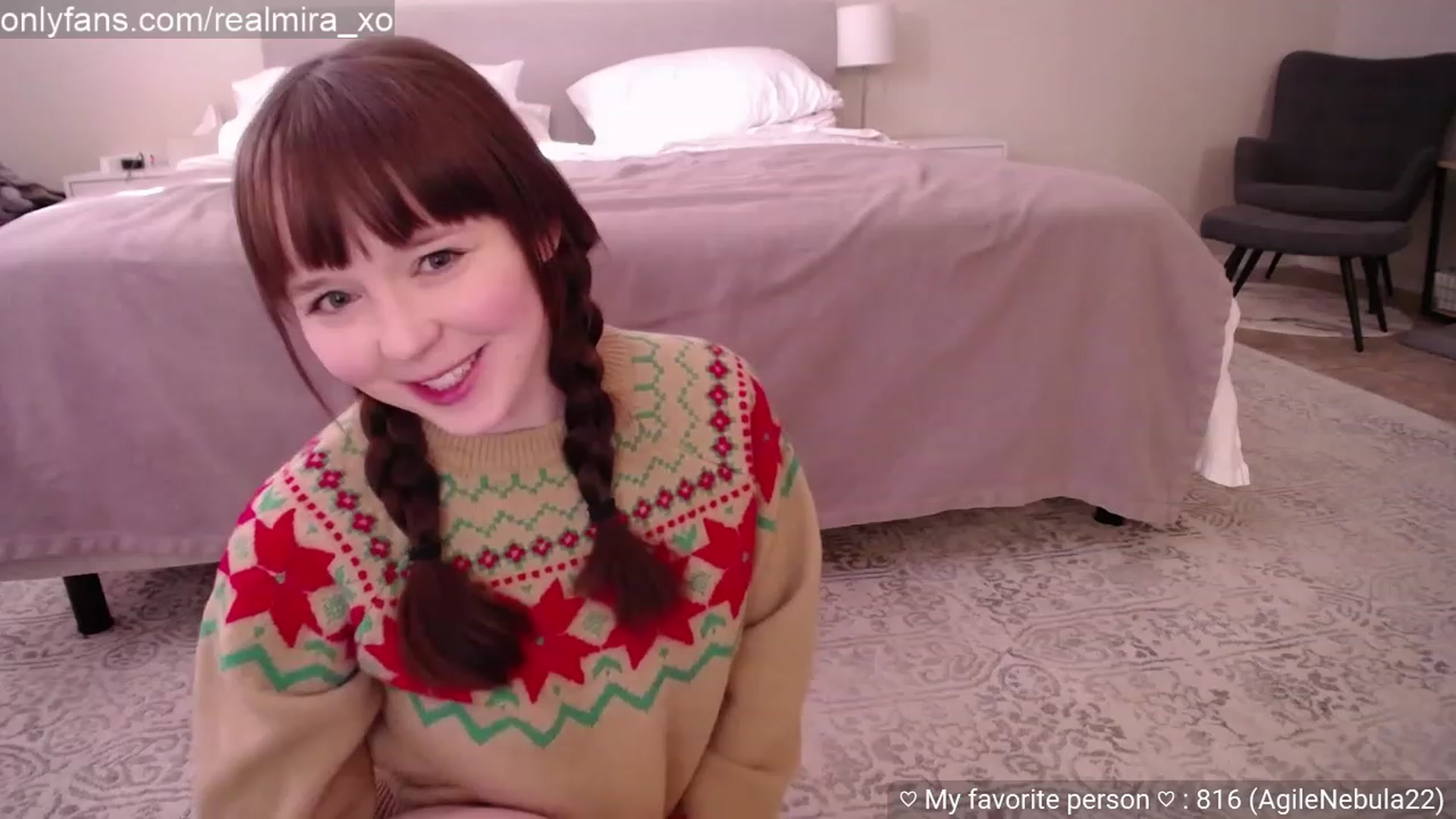 Gallery image thumbnail from Mira_xo's myfreecams stream on, 12/01/2022, 23:04 image 19 of 20