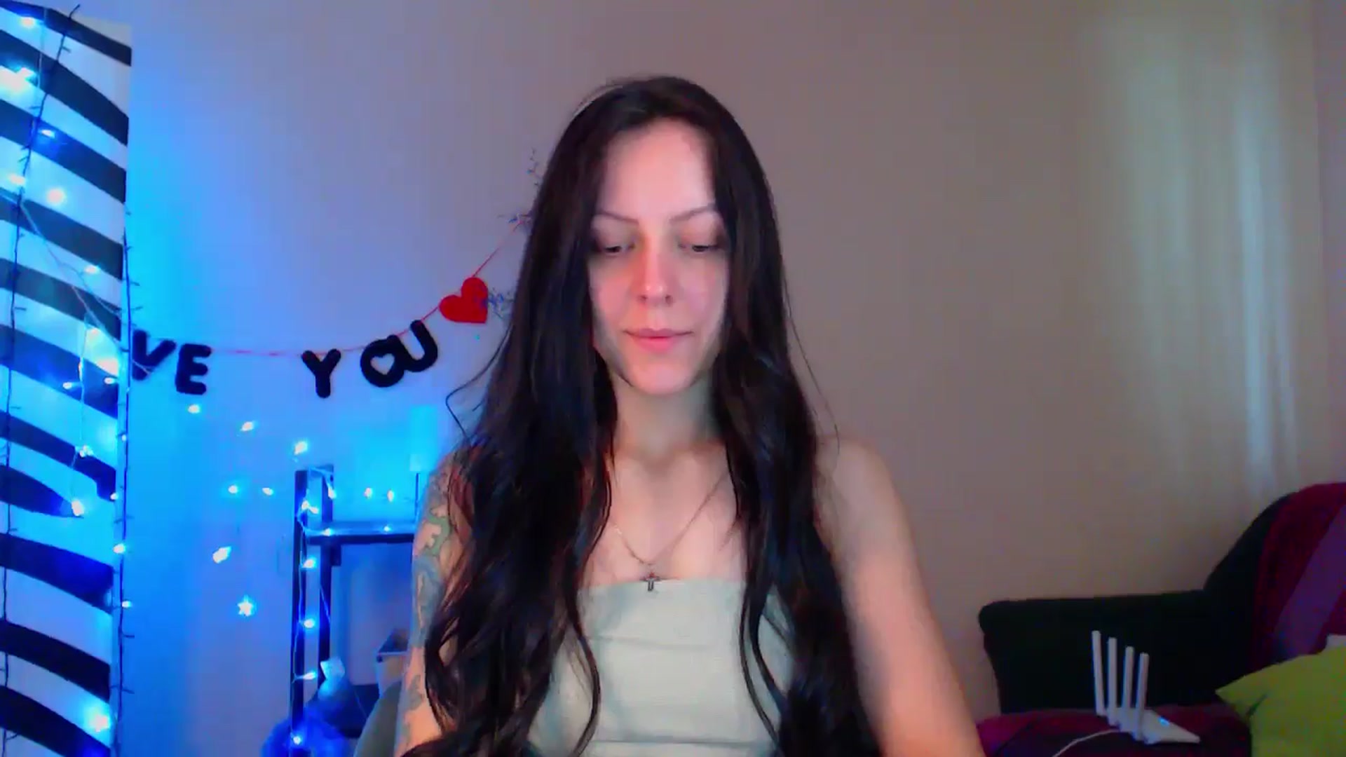 Gallery image thumbnail from MiracleMiss's myfreecams stream on, 05/14/2024, 10:51 image 12 of 20