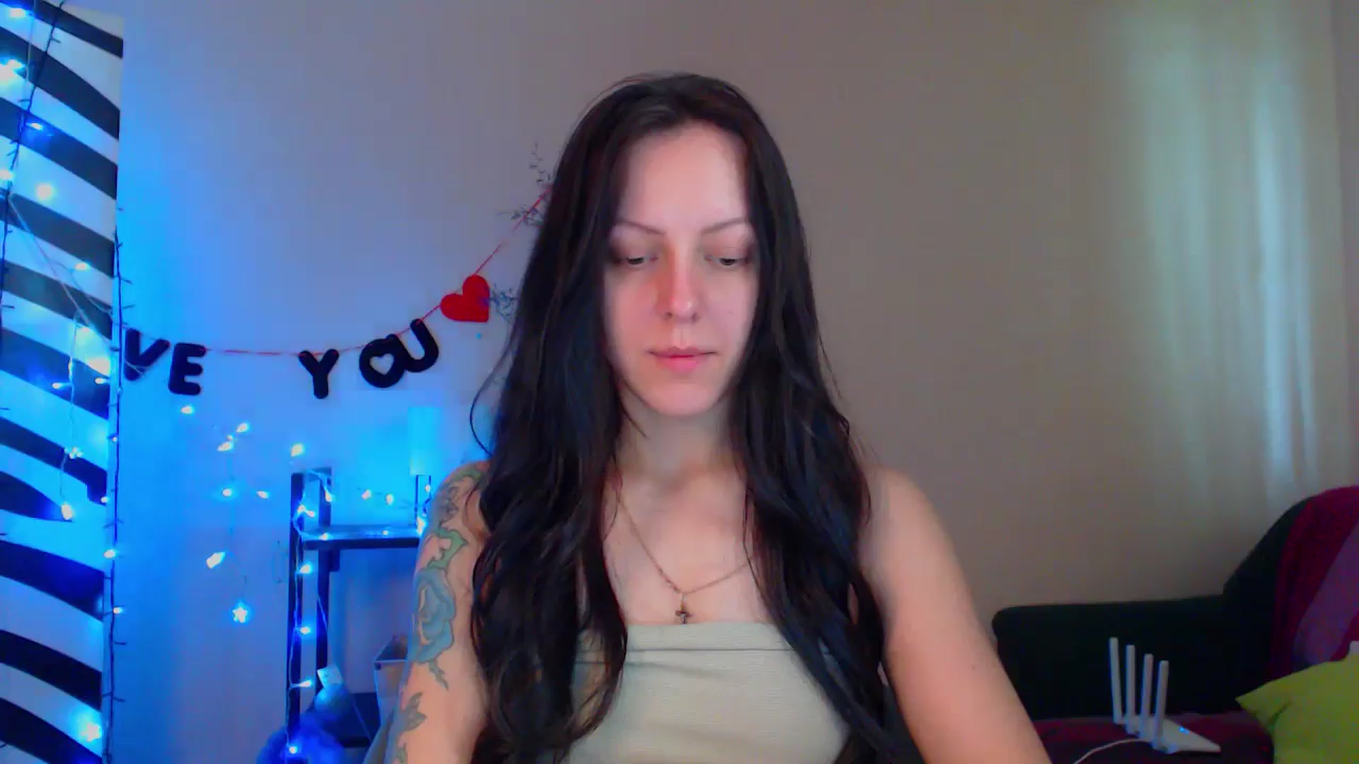 Gallery image thumbnail from MiracleMiss's myfreecams stream on, 05/14/2024, 10:51 image 4 of 20