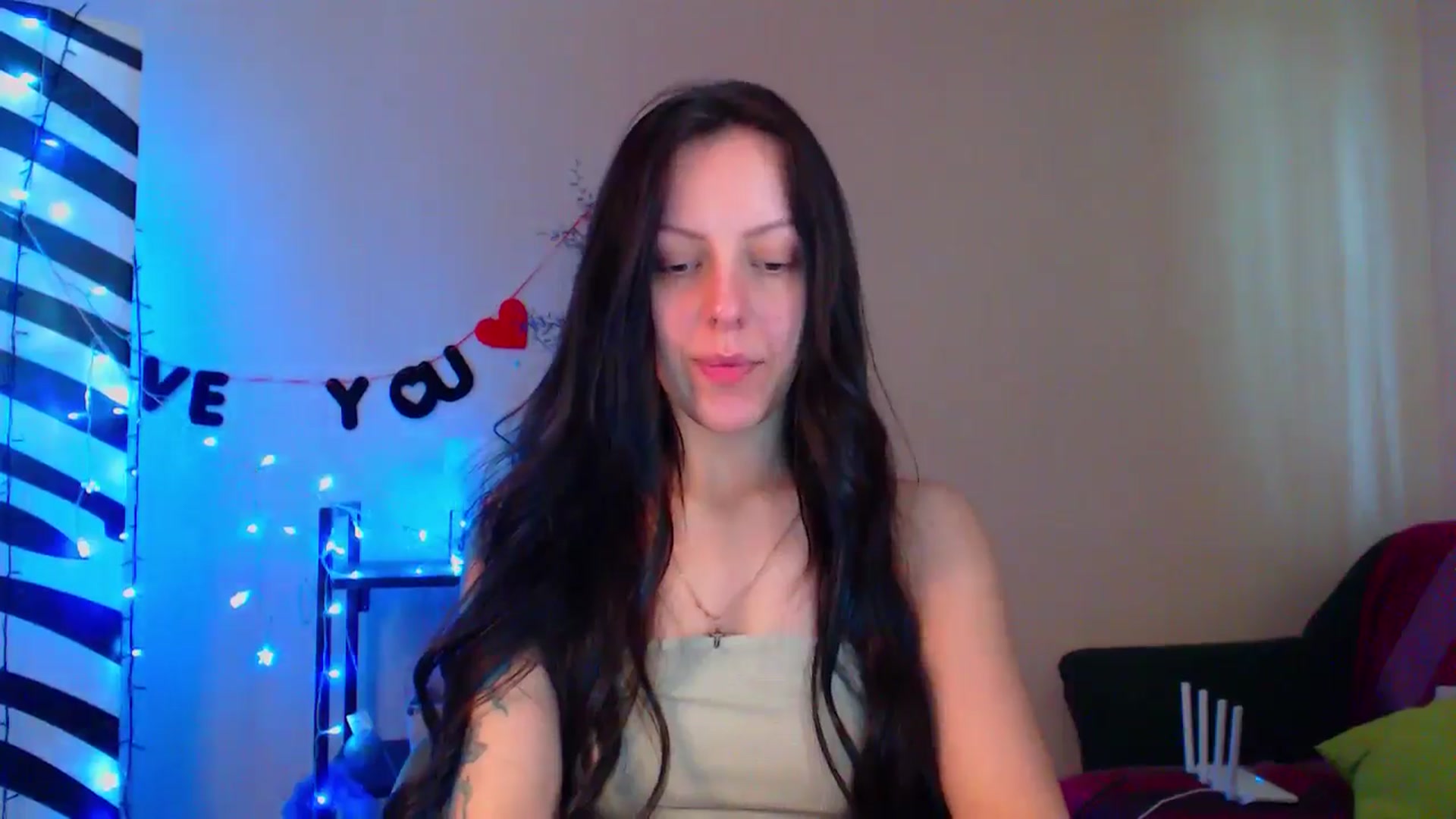Gallery image thumbnail from MiracleMiss's myfreecams stream on, 05/14/2024, 10:51 image 13 of 20